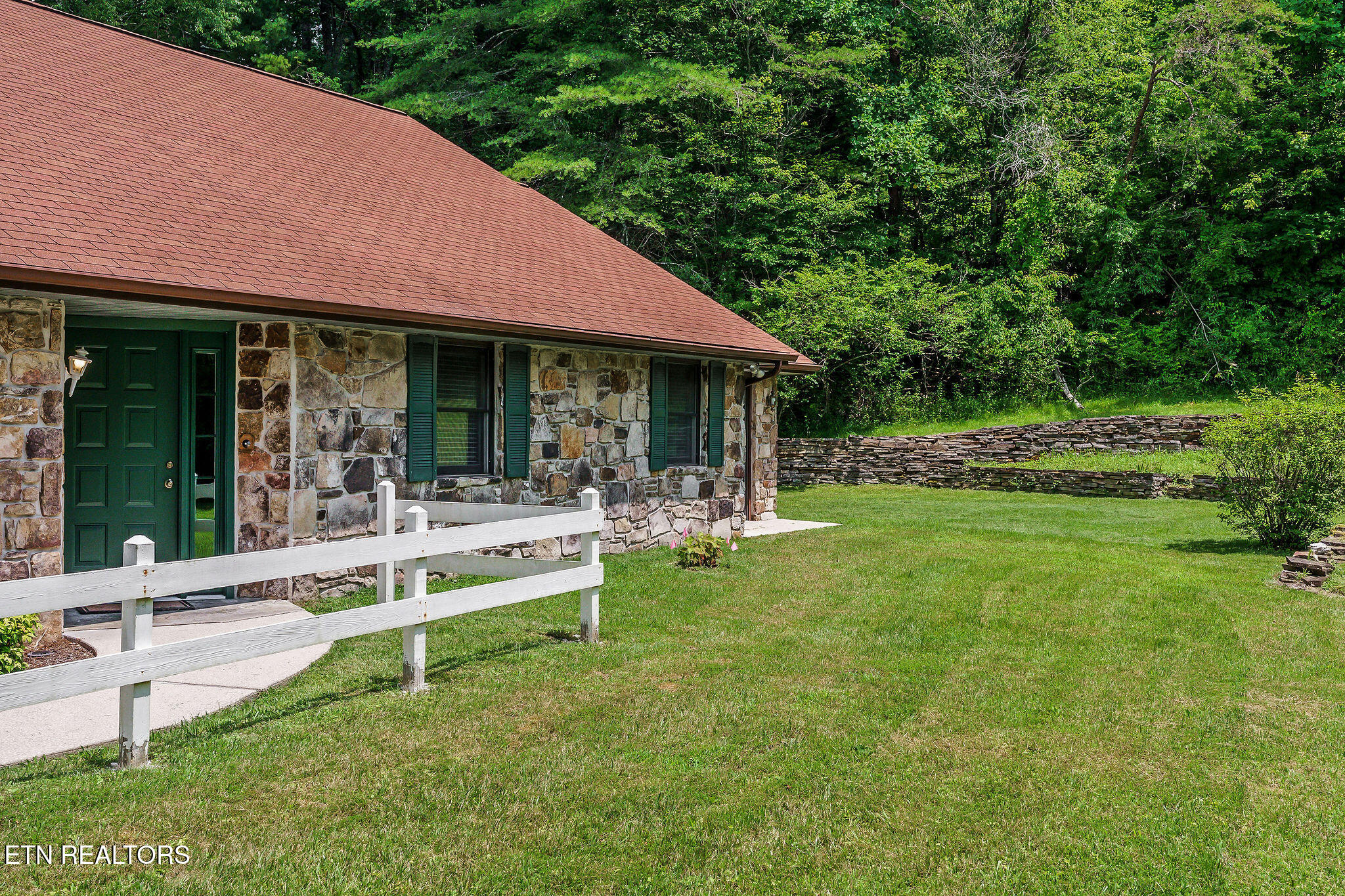 10 Meadows Road Sparta TN 38583