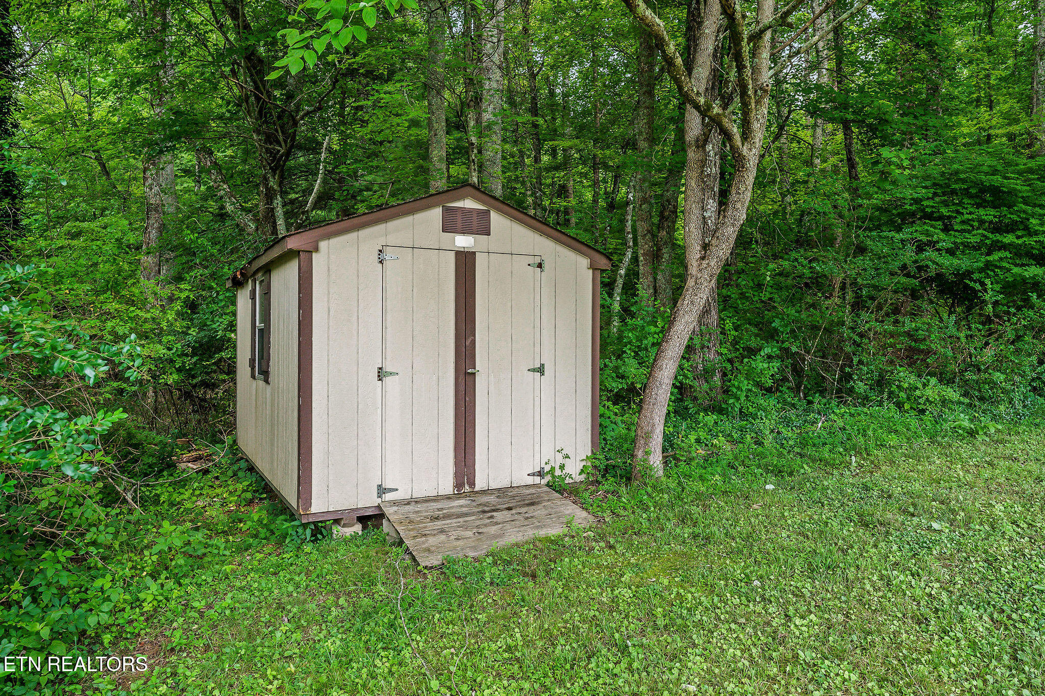 10 Meadows Road Sparta TN 38583
