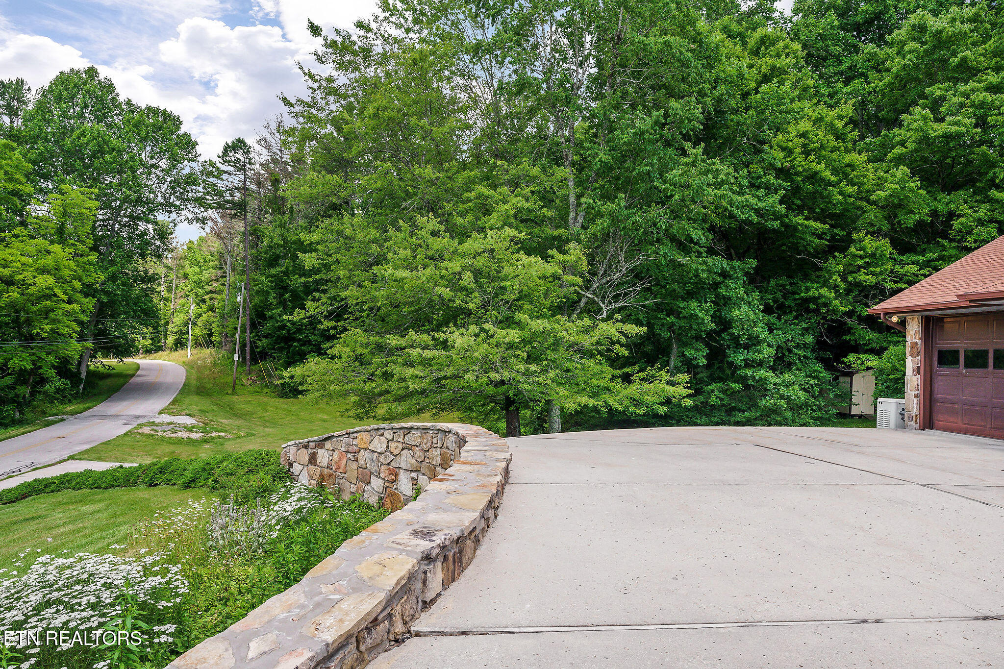 10 Meadows Road Sparta TN 38583