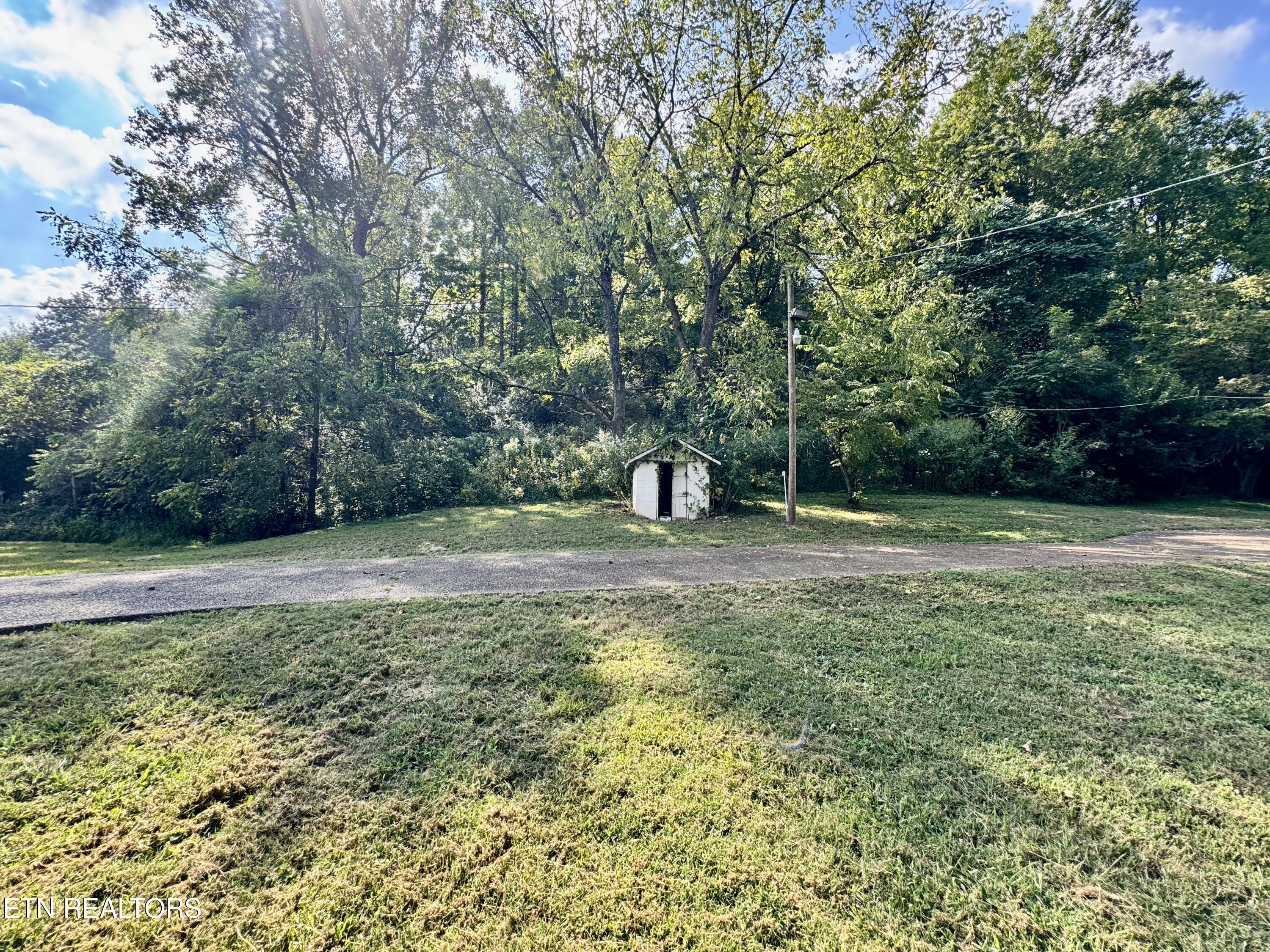 1608 Highway 116 Caryville TN 37714
