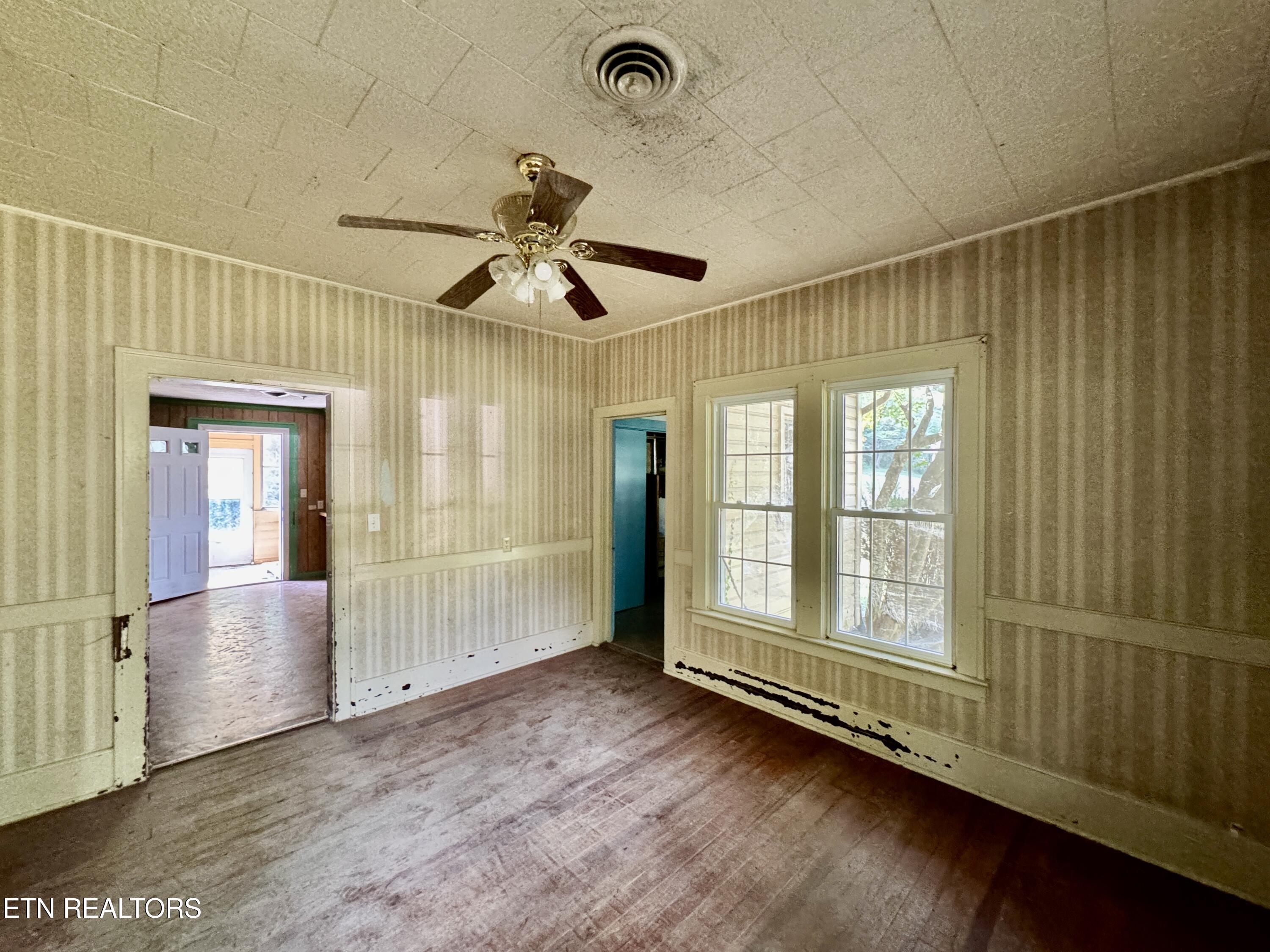 1608 Highway 116 Caryville TN 37714