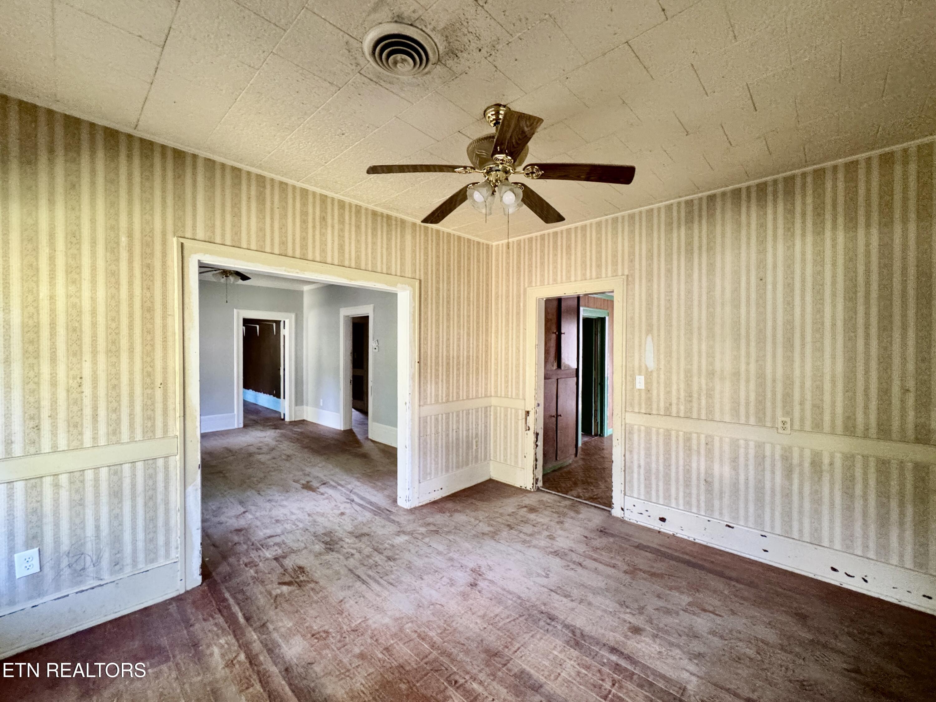 1608 Highway 116 Caryville TN 37714