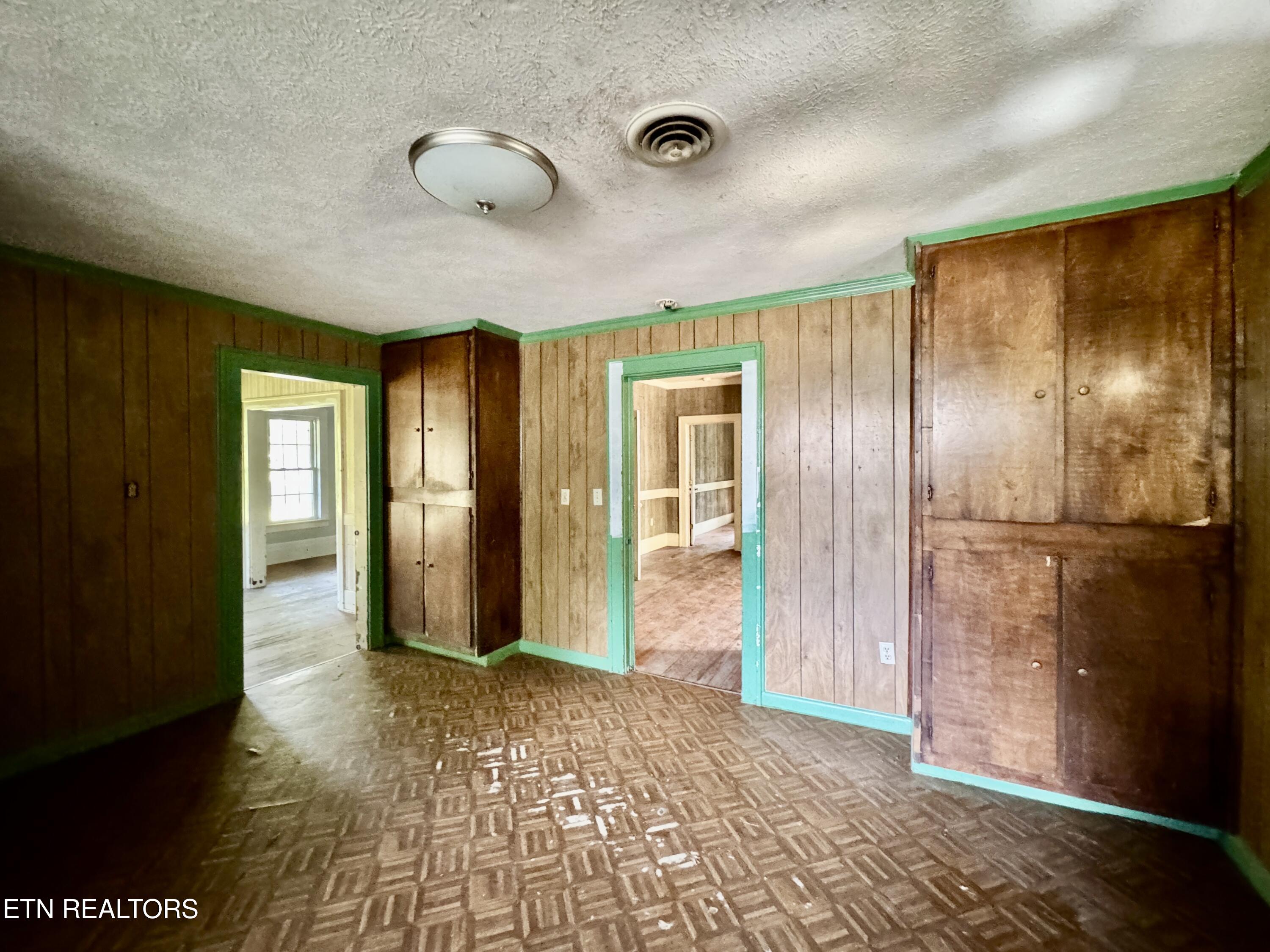 1608 Highway 116 Caryville TN 37714