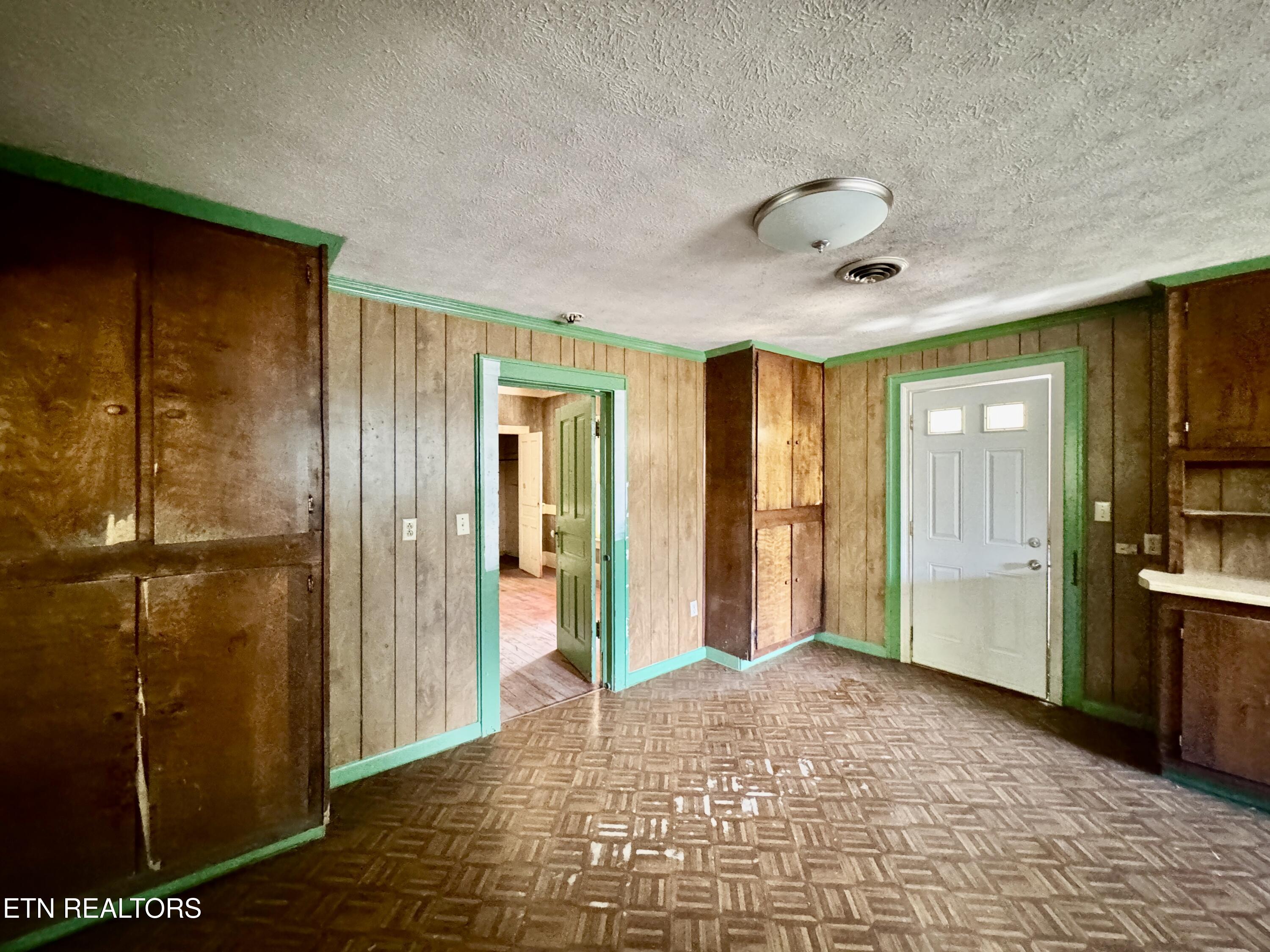 1608 Highway 116 Caryville TN 37714