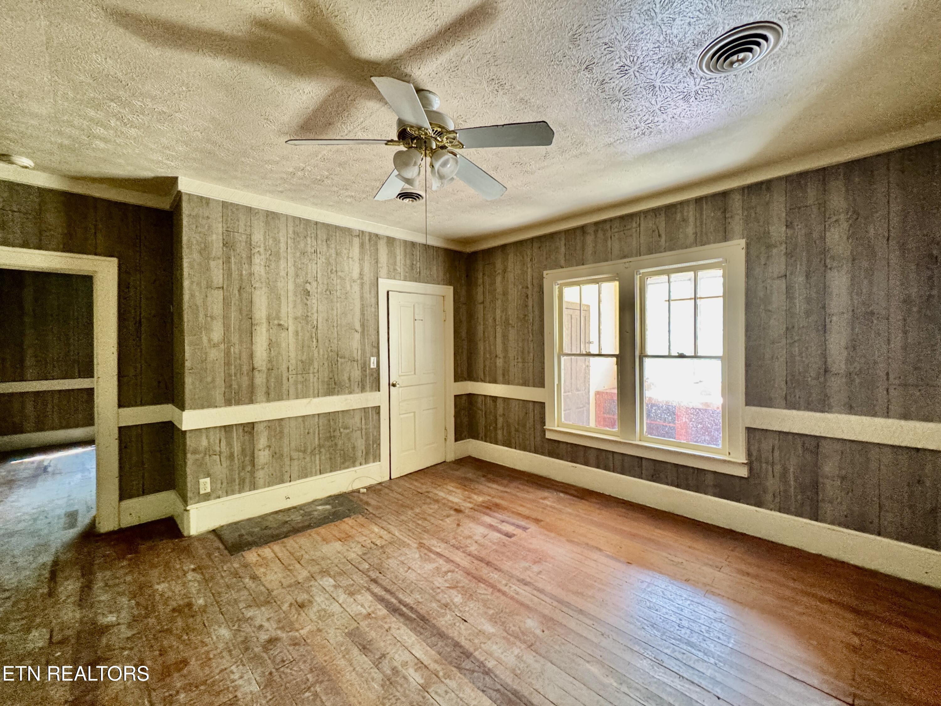 1608 Highway 116 Caryville TN 37714