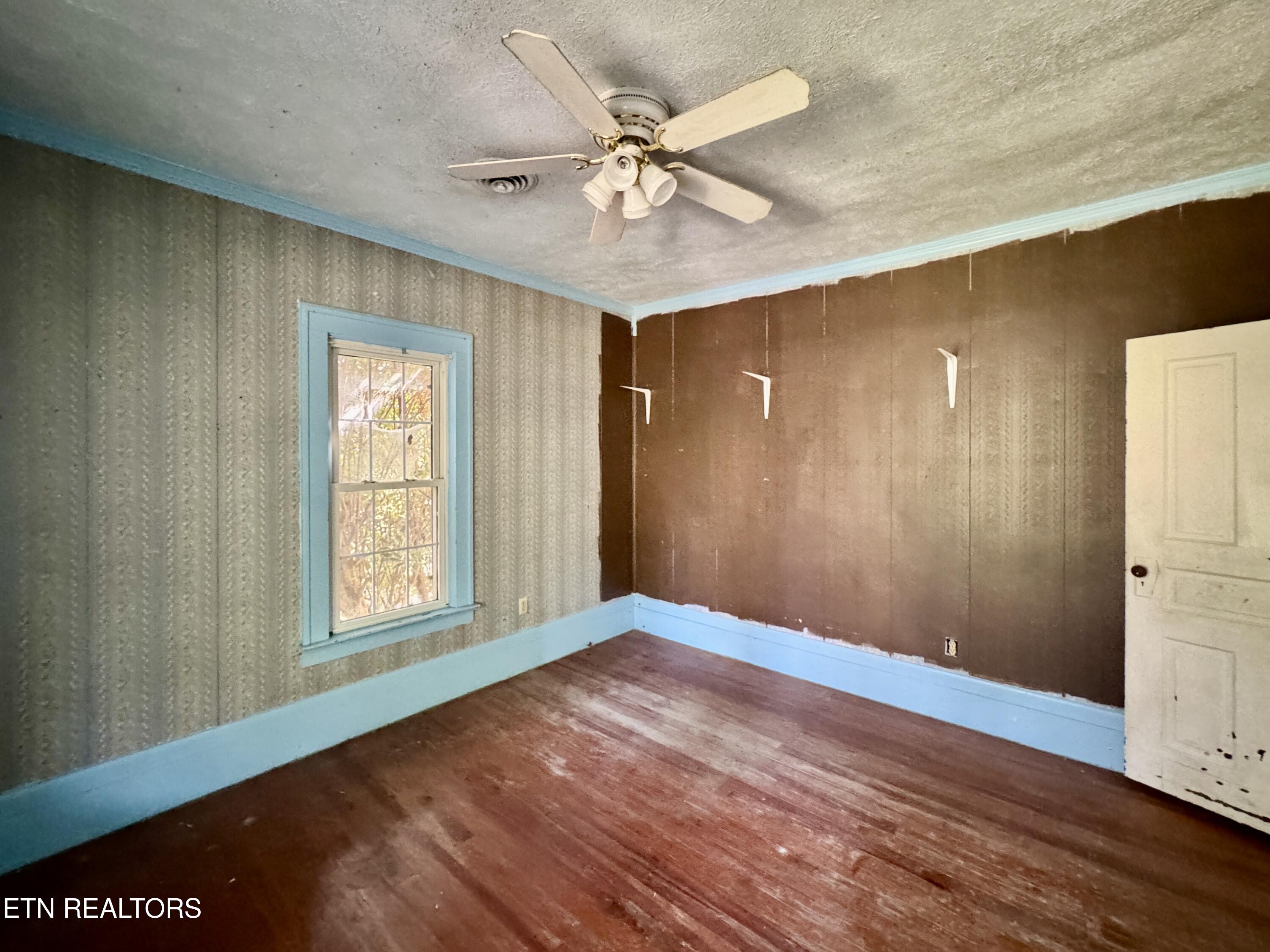 1608 Highway 116 Caryville TN 37714