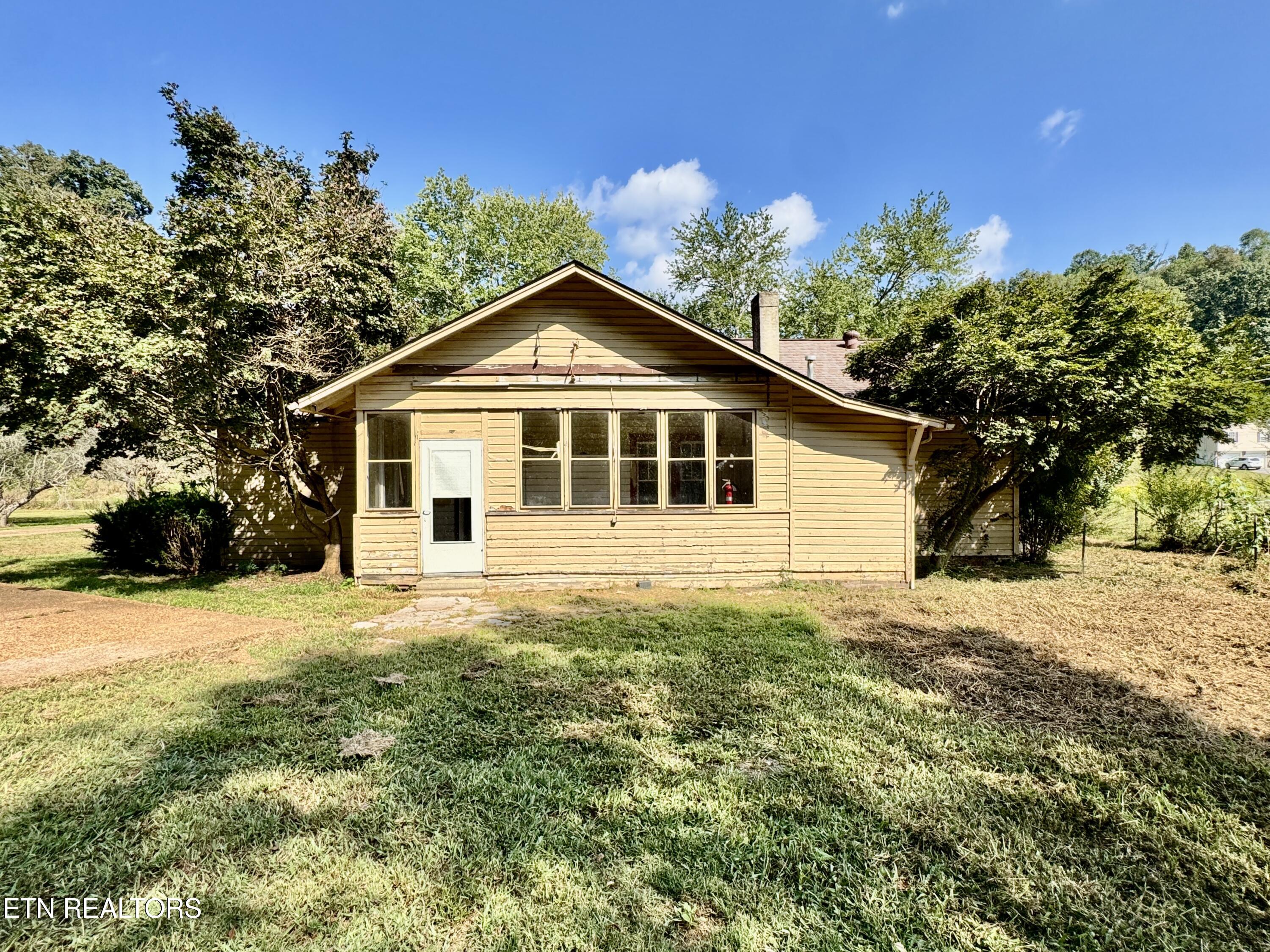 1608 Highway 116 Caryville TN 37714