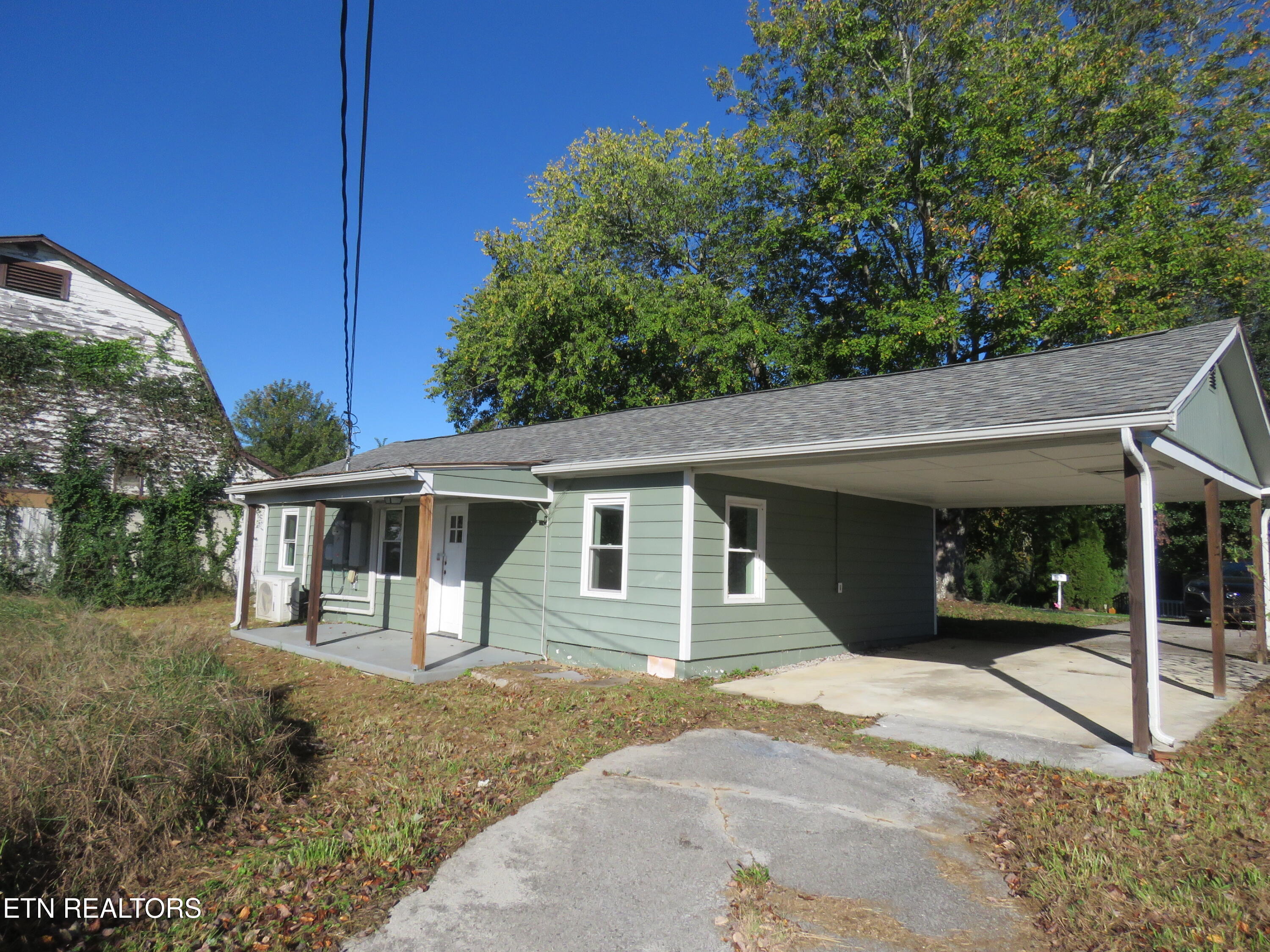 131 Johnny Baird Lane Jacksboro TN 37757