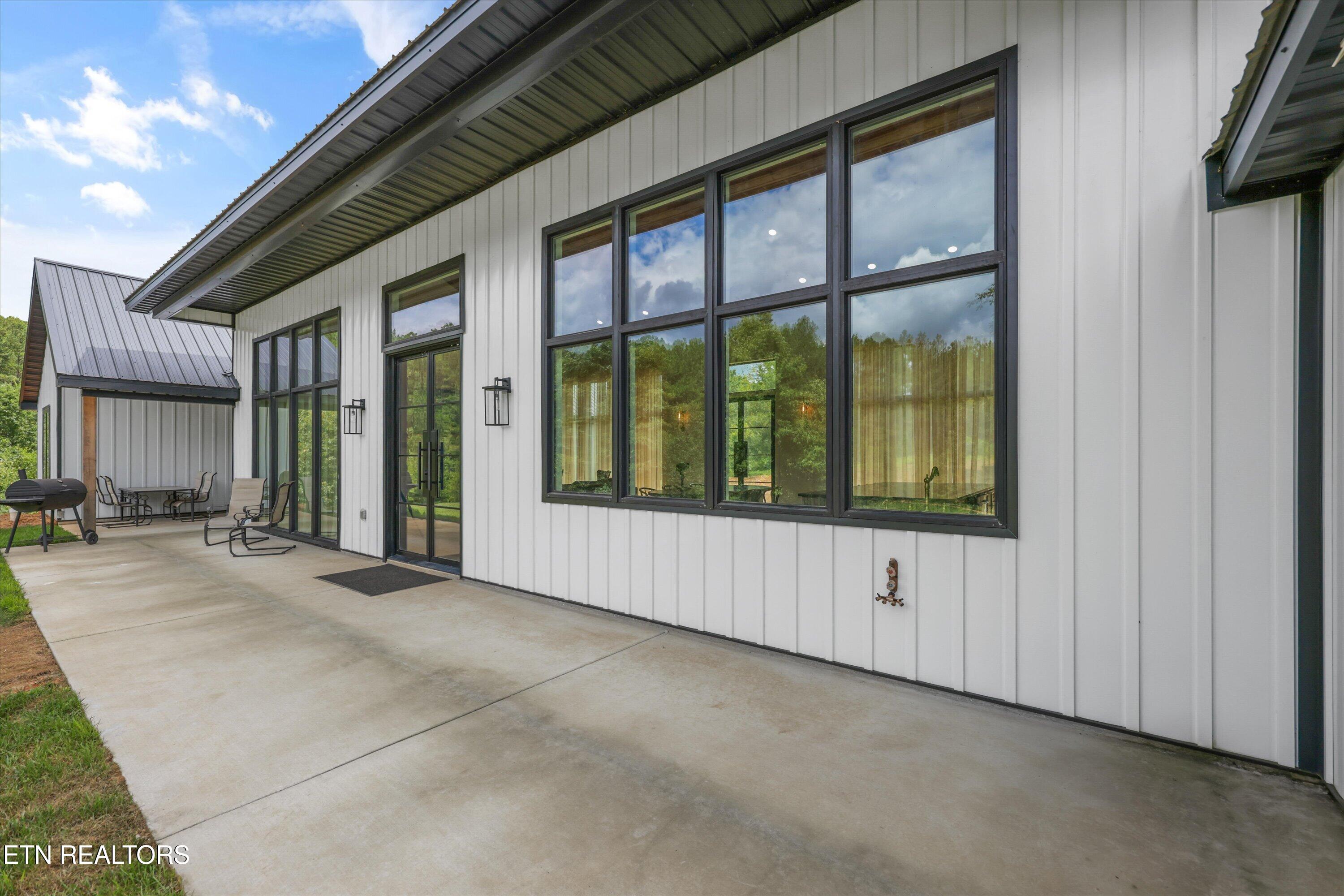 11922 E Watkins Road Loudon TN 37774