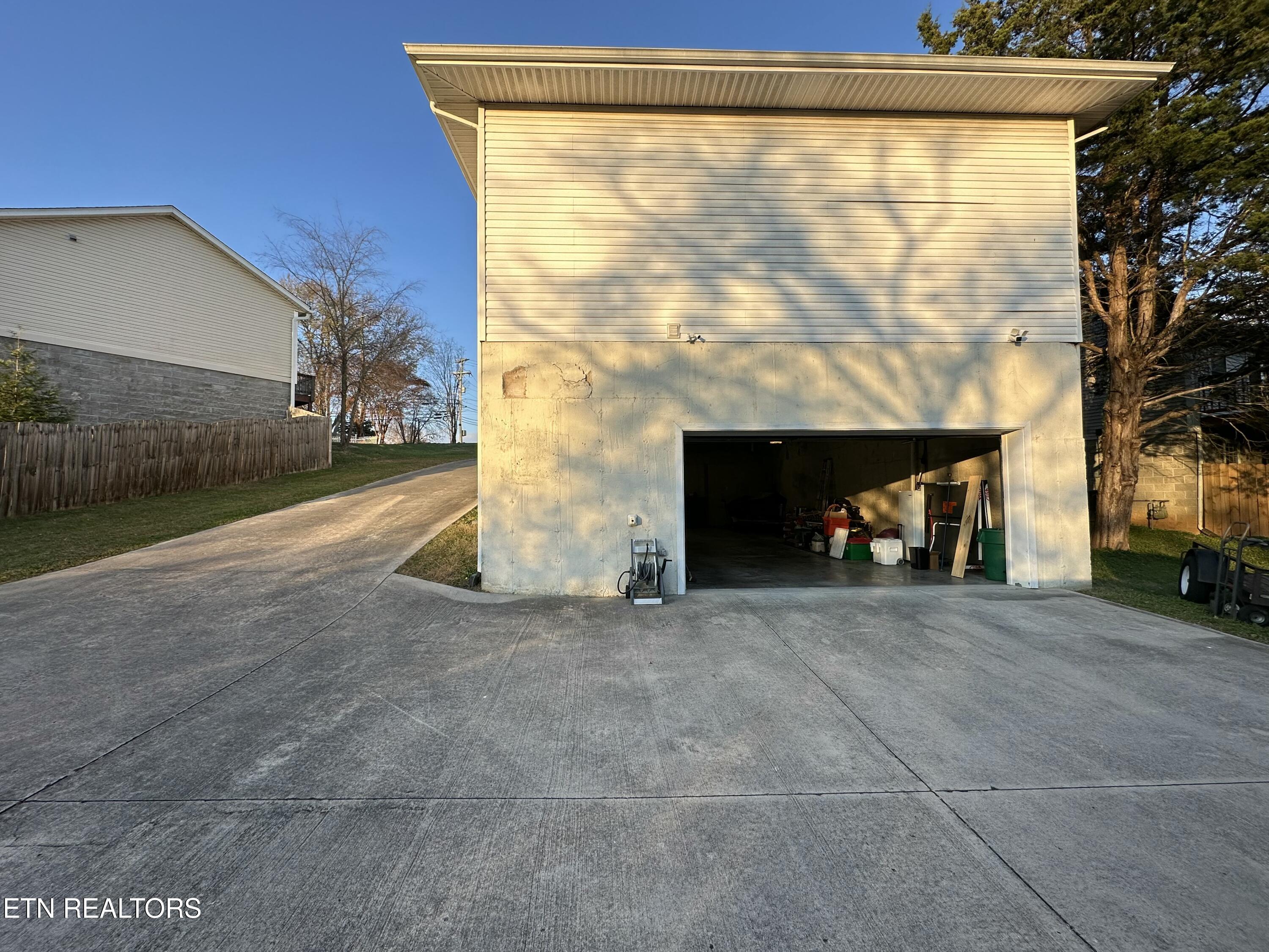 2440 Honey Grove Lane Knoxville TN 37923