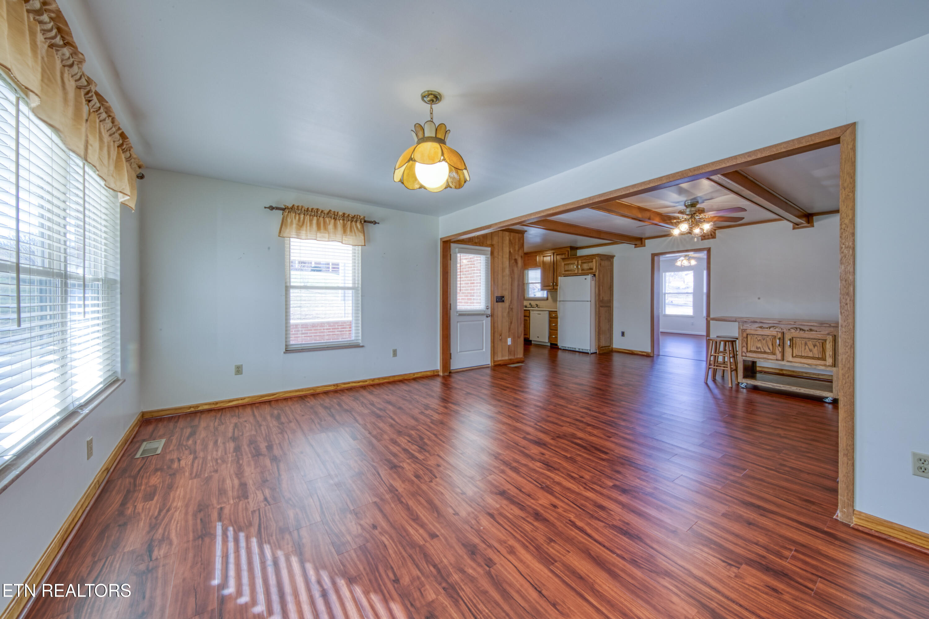 1370 Circle Drive Loudon TN 37774