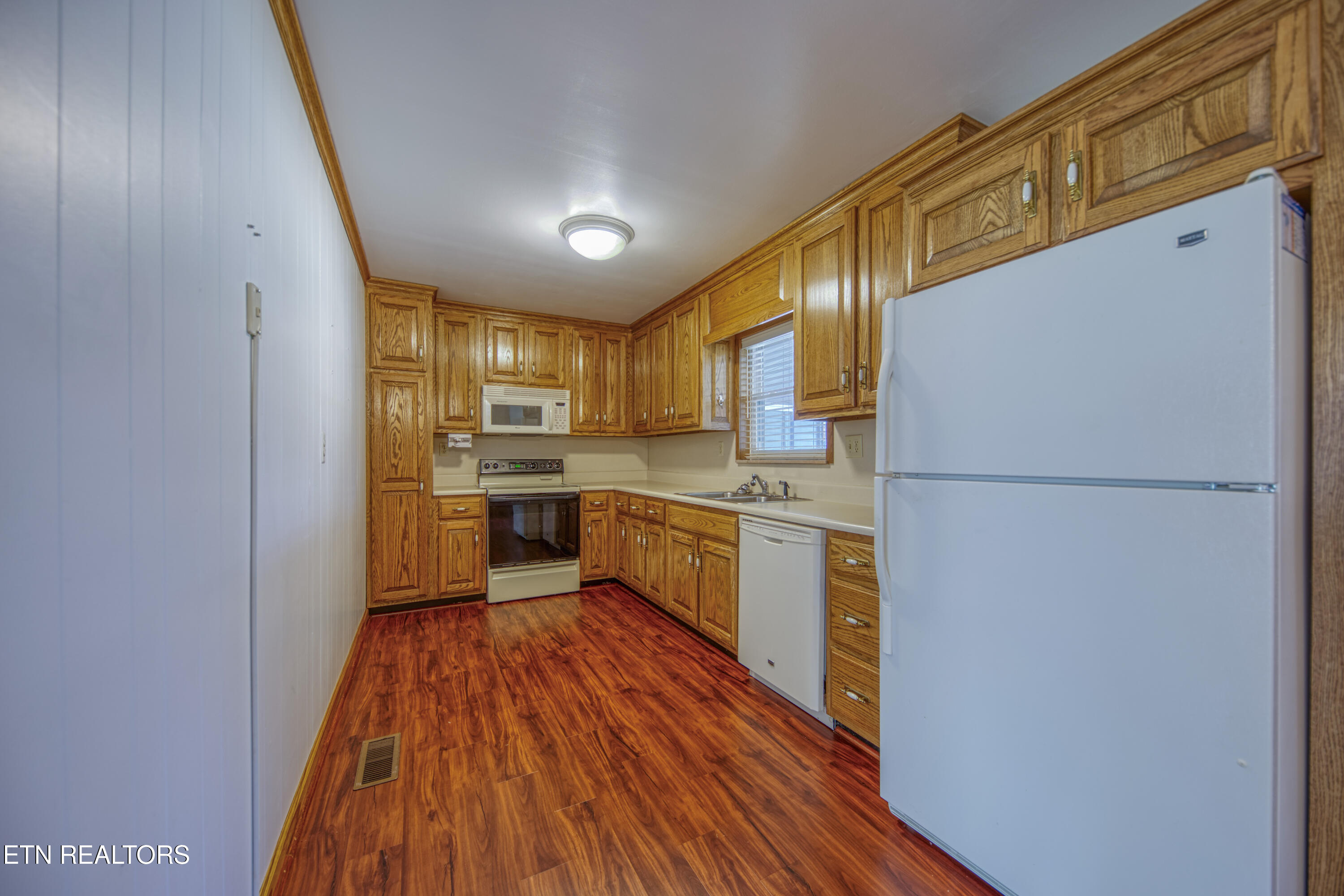 1370 Circle Drive Loudon TN 37774