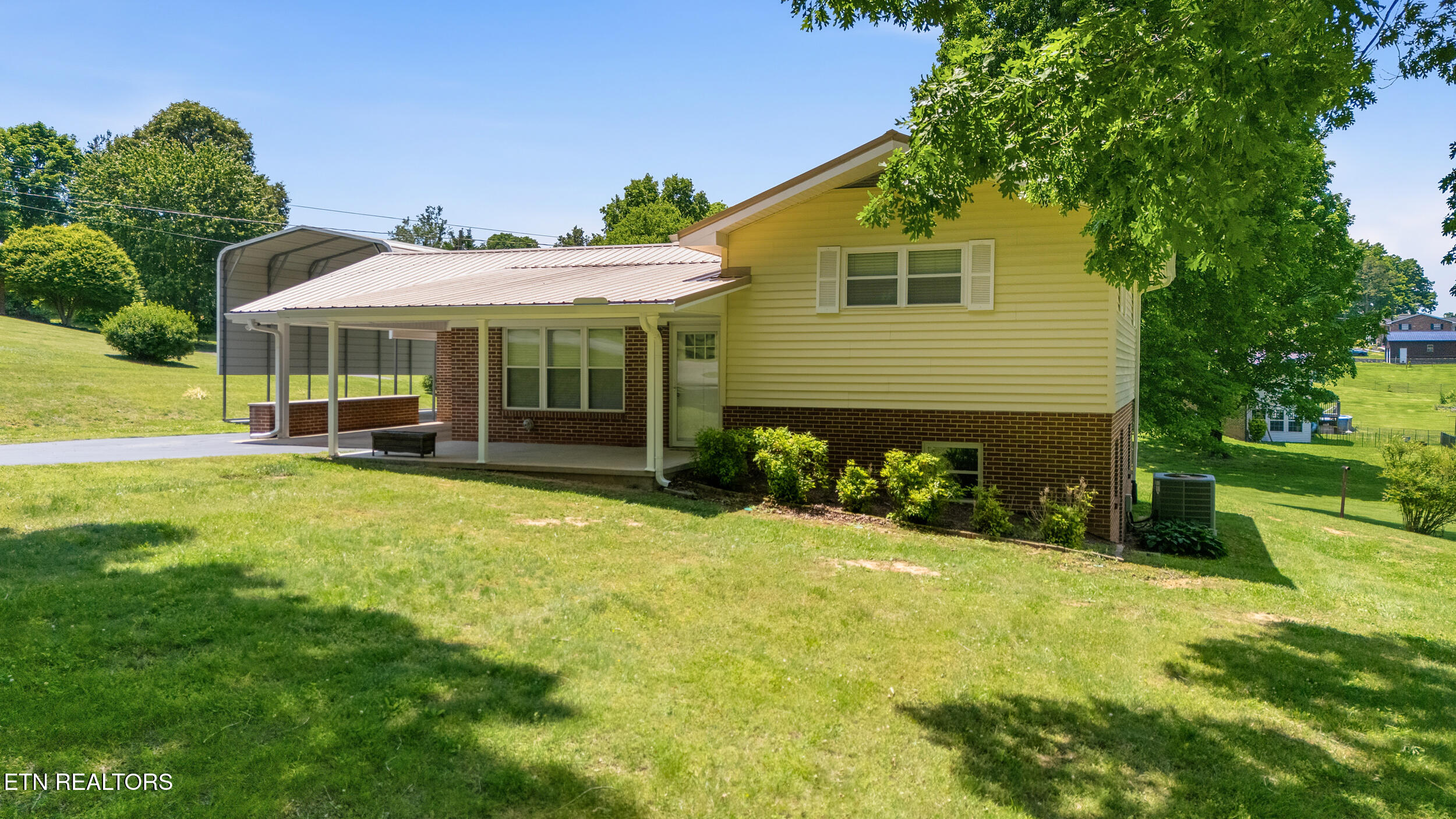 1370 Circle Drive Loudon TN 37774