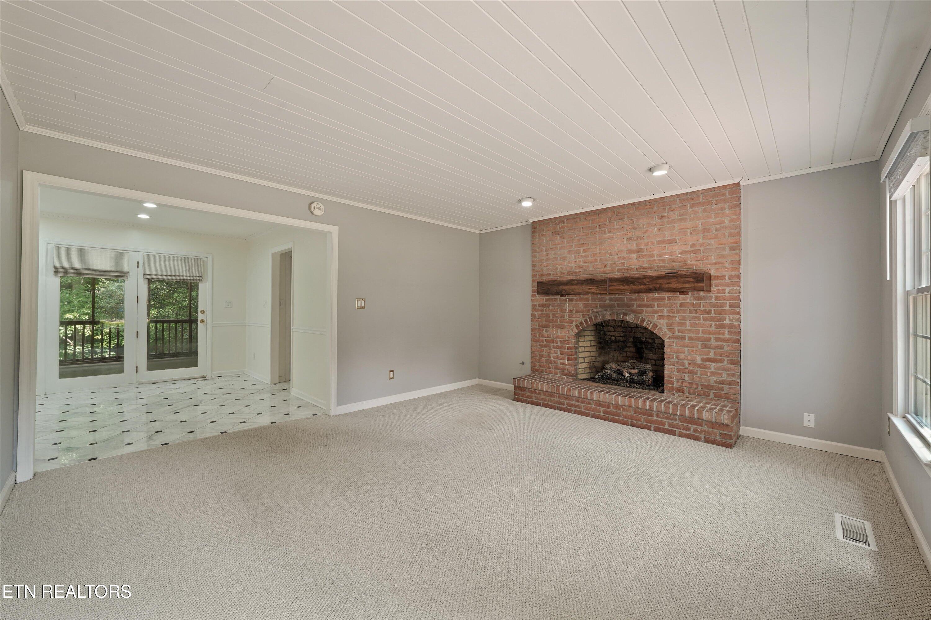 109 Crestview Lane Oak Ridge TN 37830