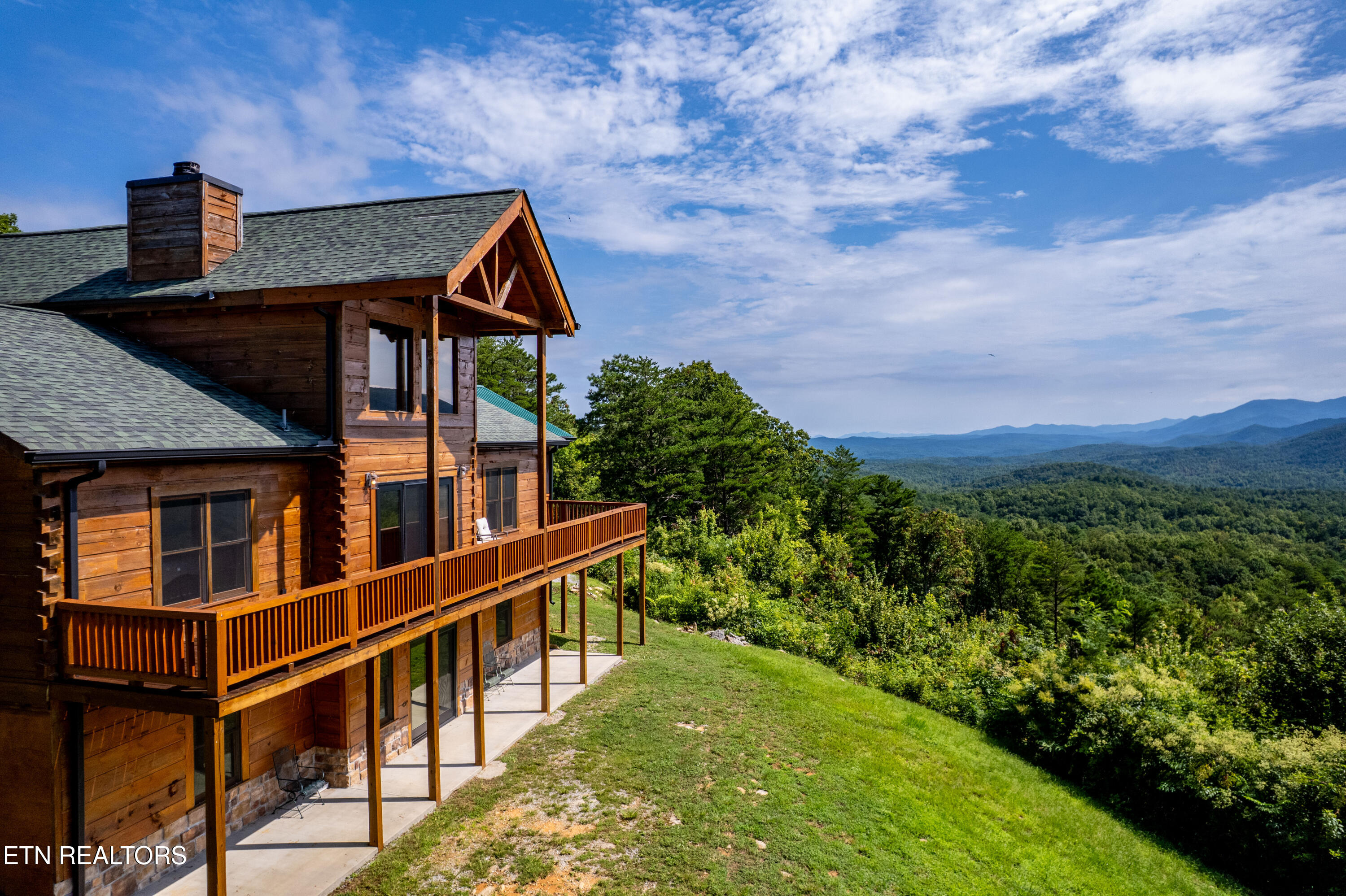 1099 Smithfield Road Tellico Plains TN 37385