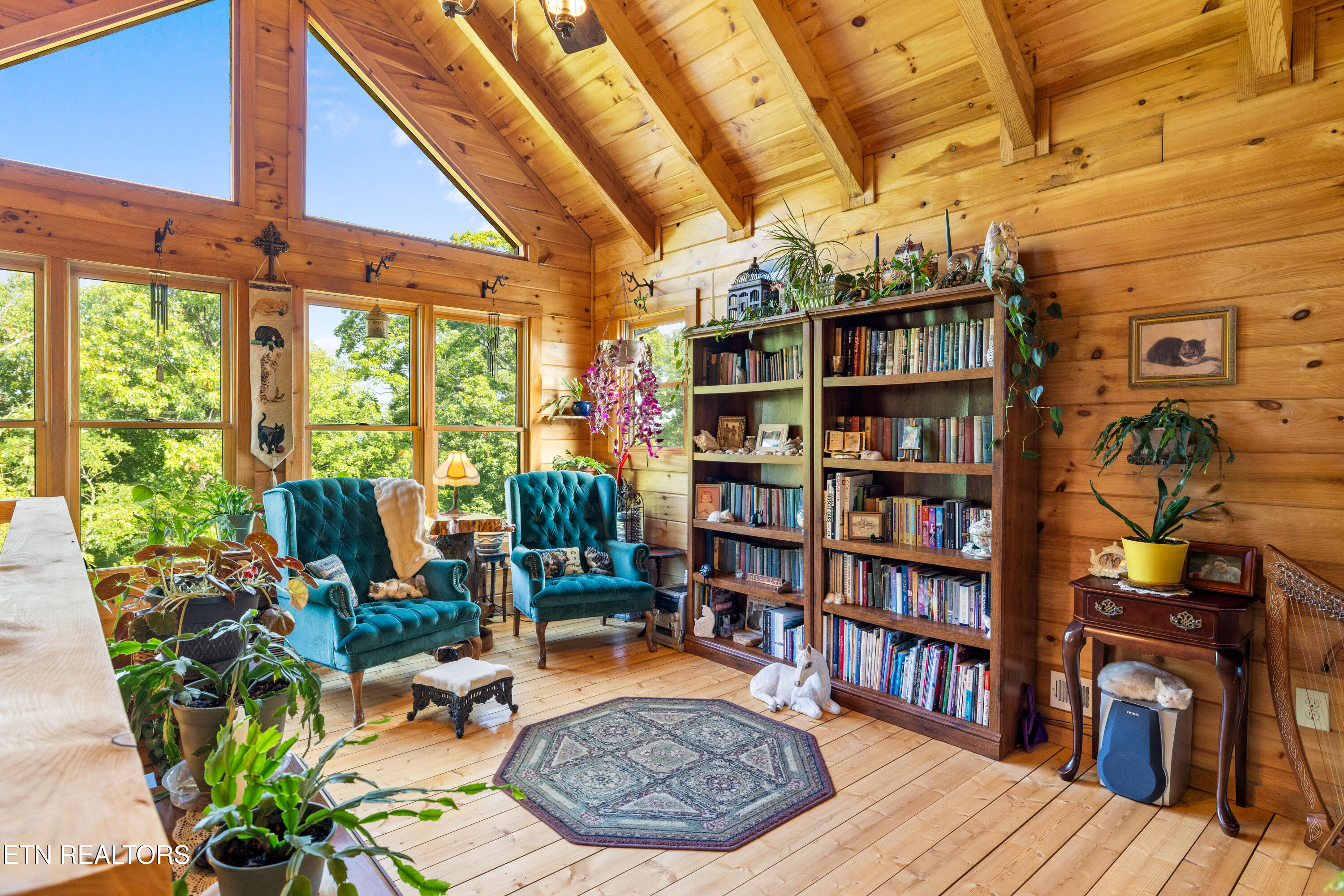 1099 Smithfield Road Tellico Plains TN 37385