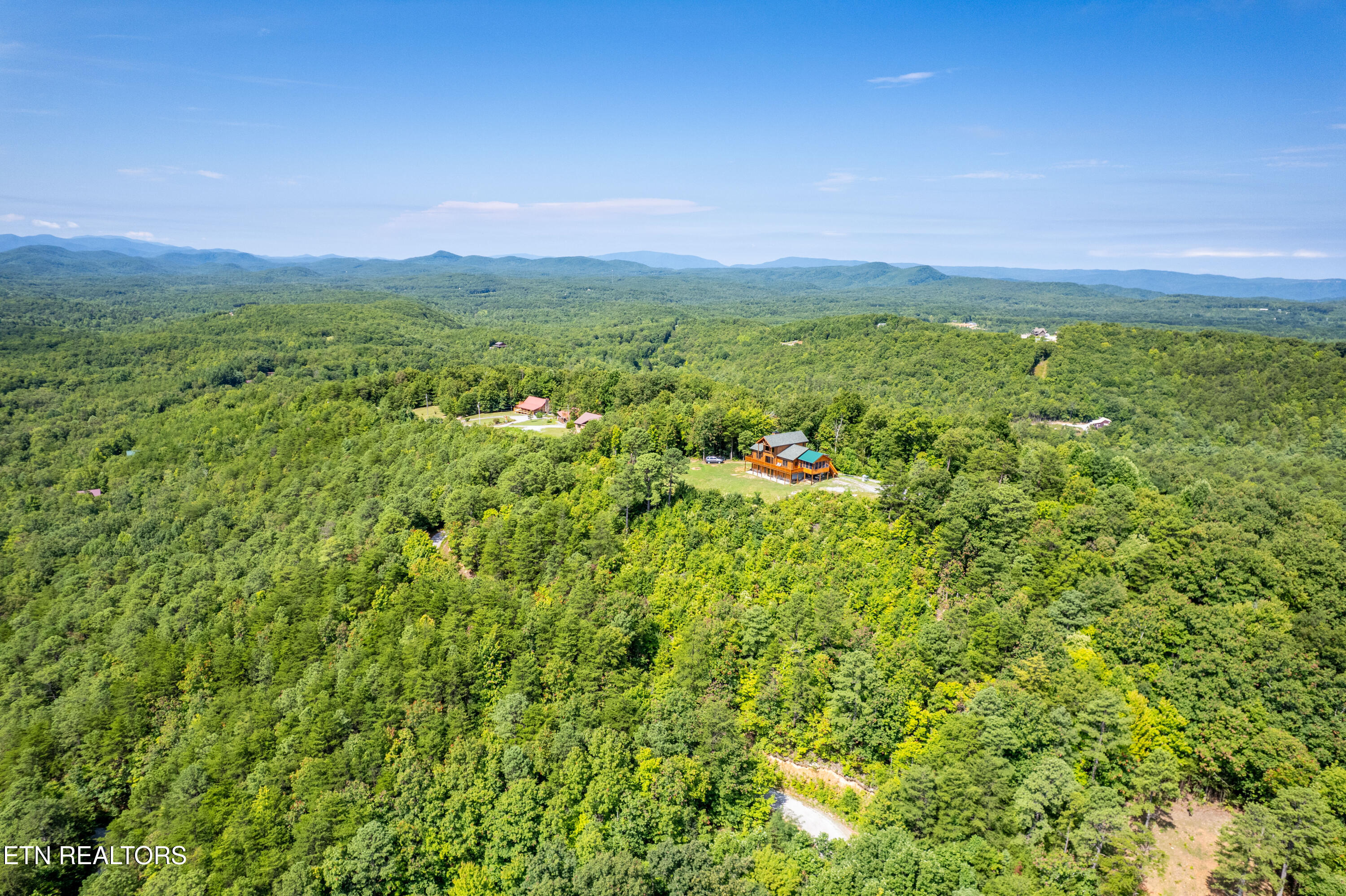 1099 Smithfield Road Tellico Plains TN 37385