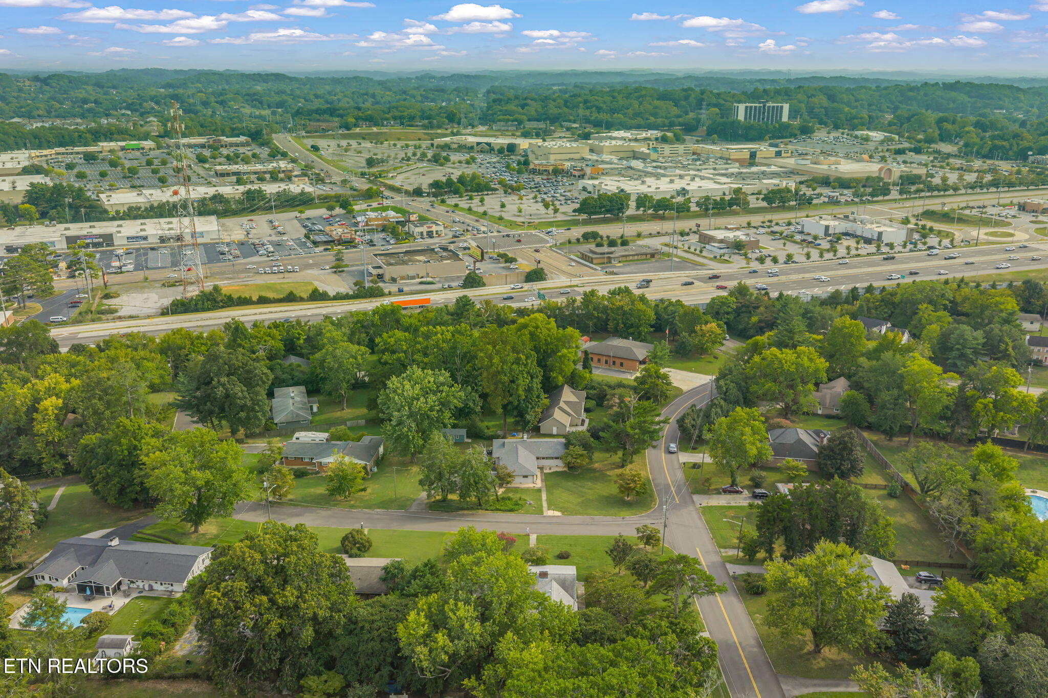 220 Sutton Lane Knoxville TN 37909