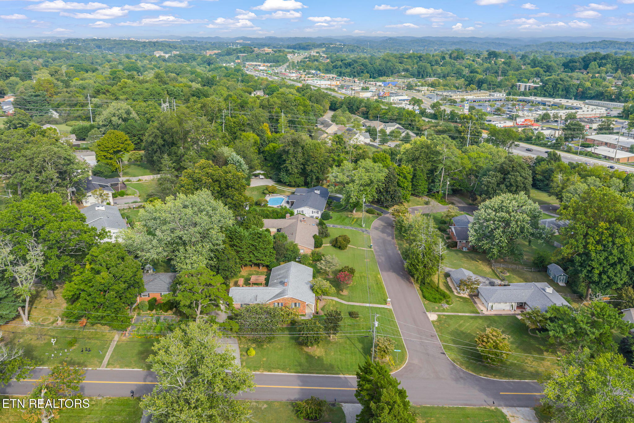 220 Sutton Lane Knoxville TN 37909