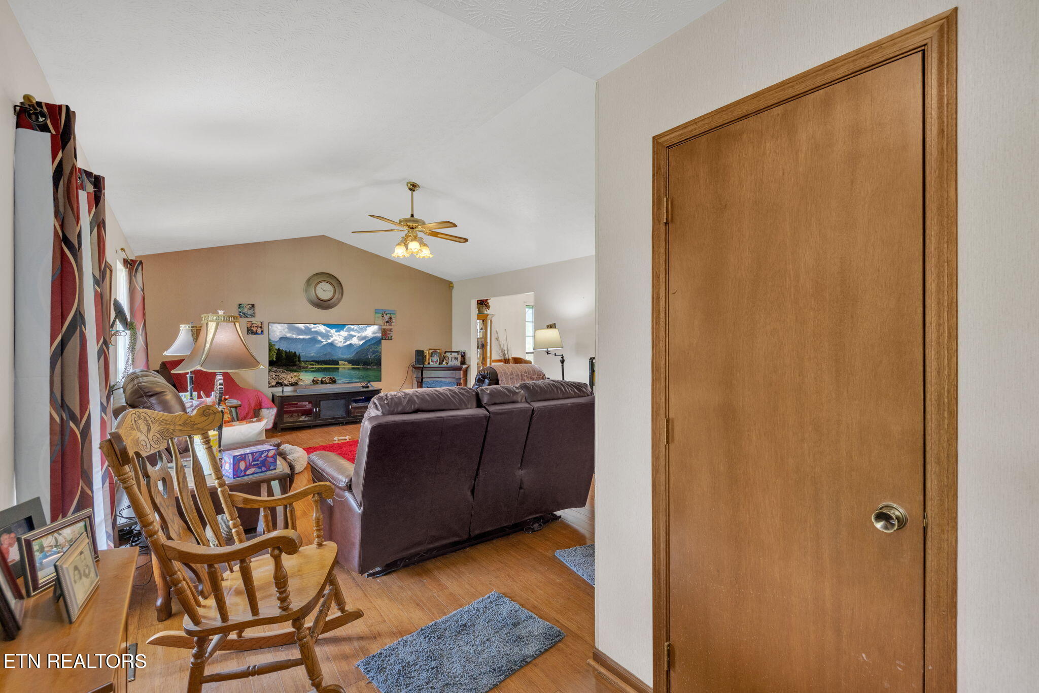243 Bunch Lane Clinton TN 37716
