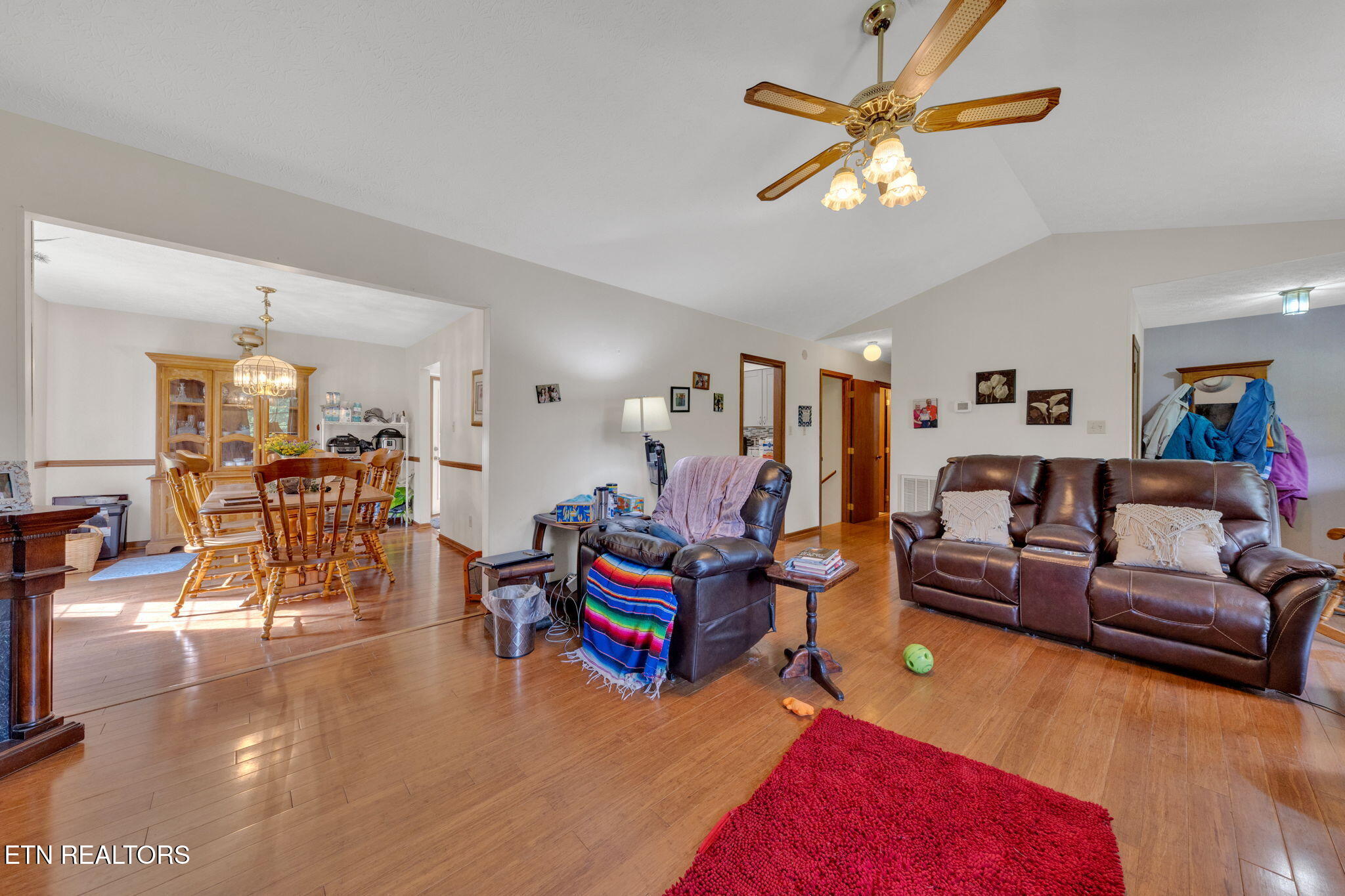 243 Bunch Lane Clinton TN 37716