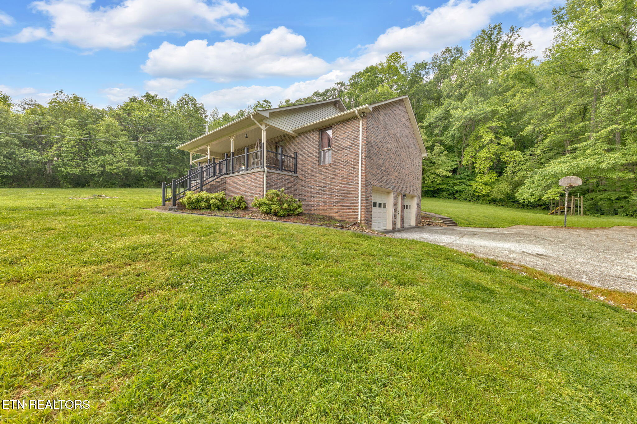 243 Bunch Lane Clinton TN 37716