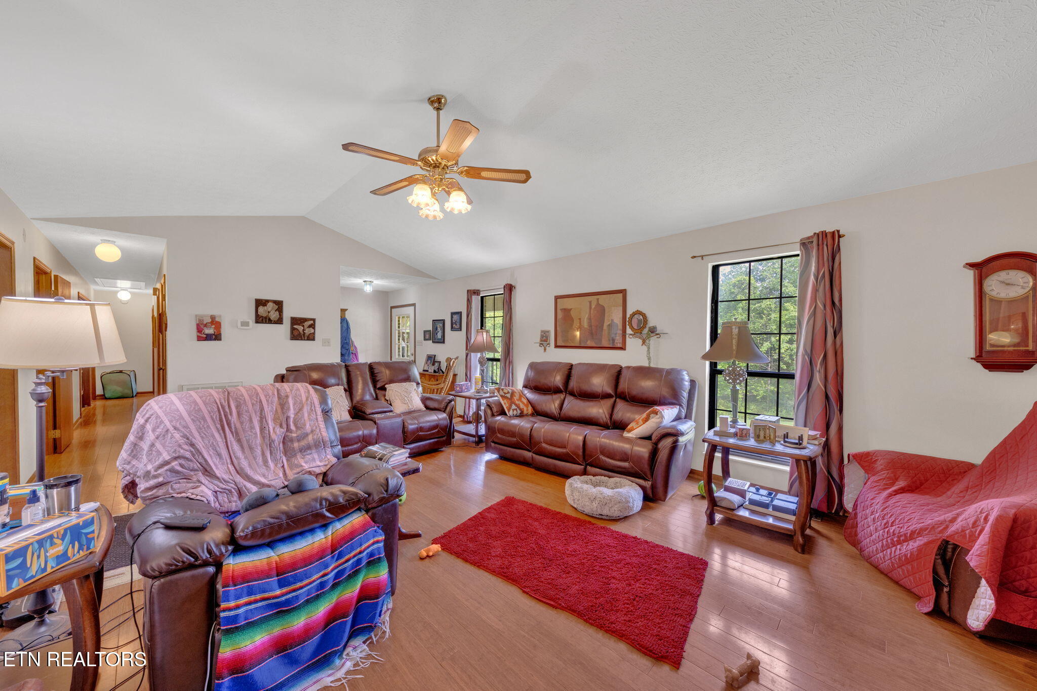 243 Bunch Lane Clinton TN 37716
