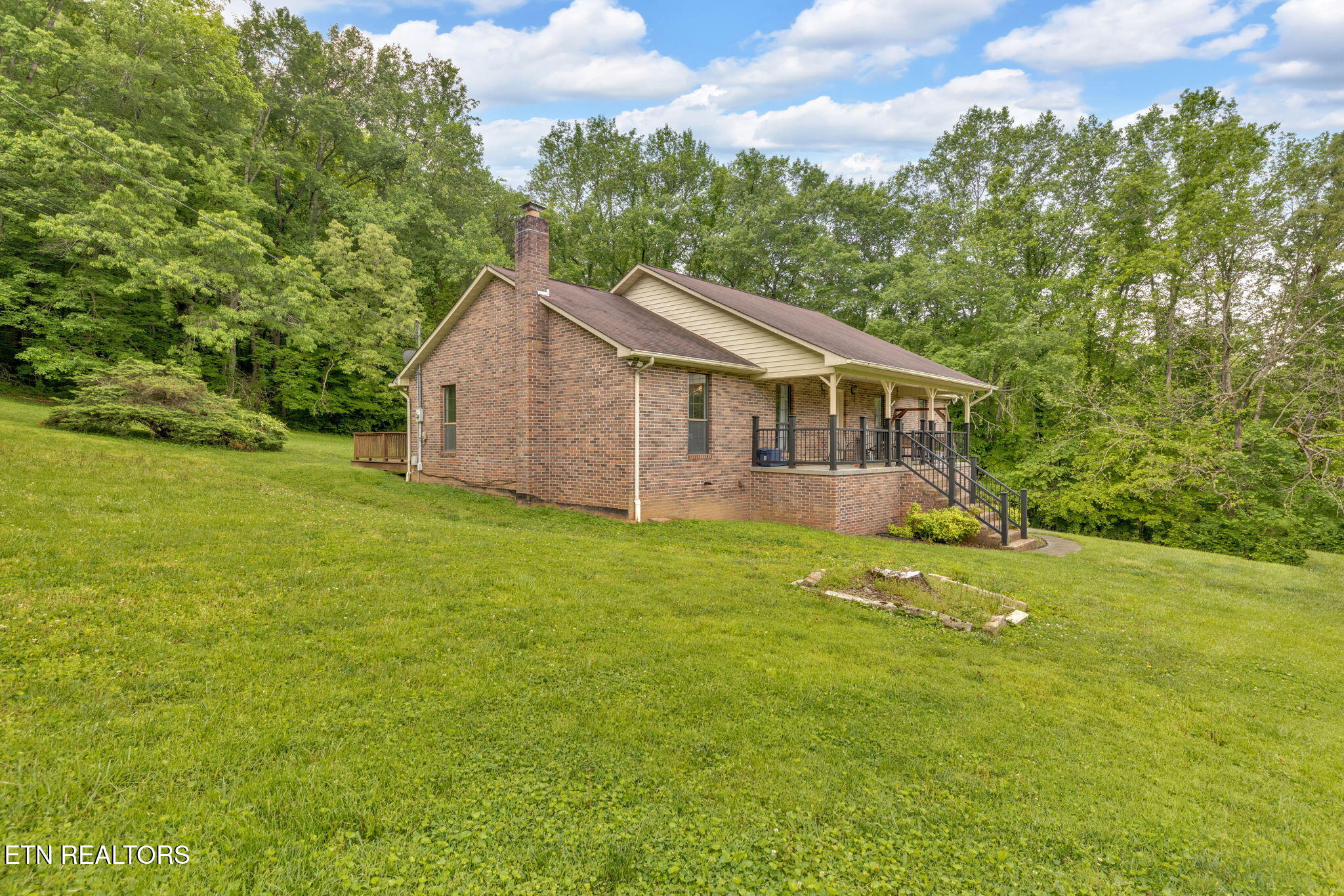 243 Bunch Lane Clinton TN 37716