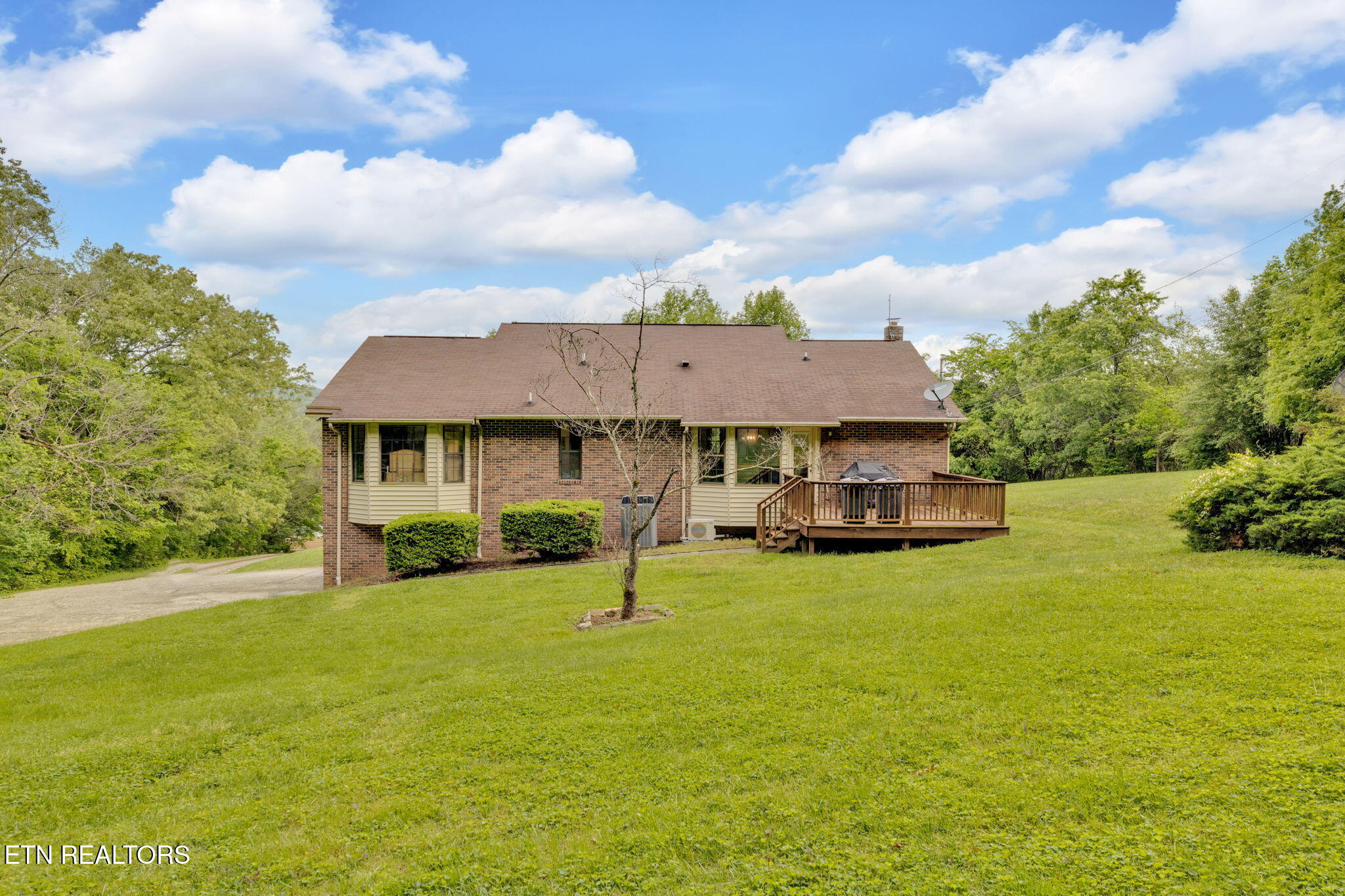 243 Bunch Lane Clinton TN 37716