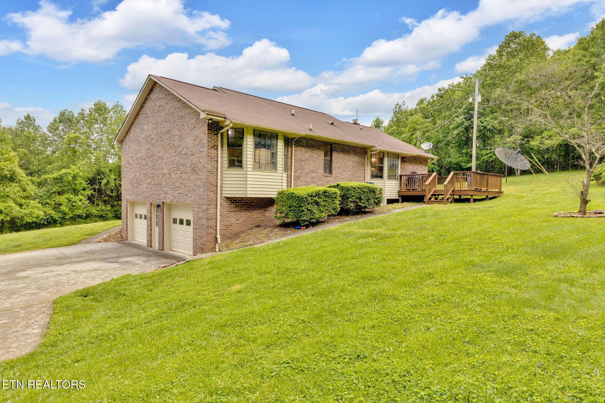 243 Bunch Lane Clinton TN 37716