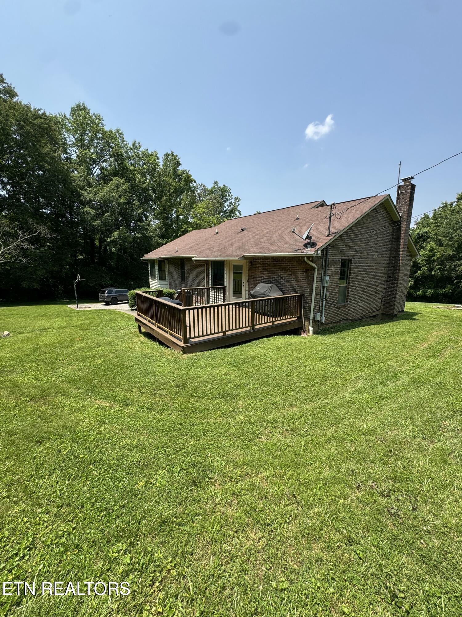 243 Bunch Lane Clinton TN 37716