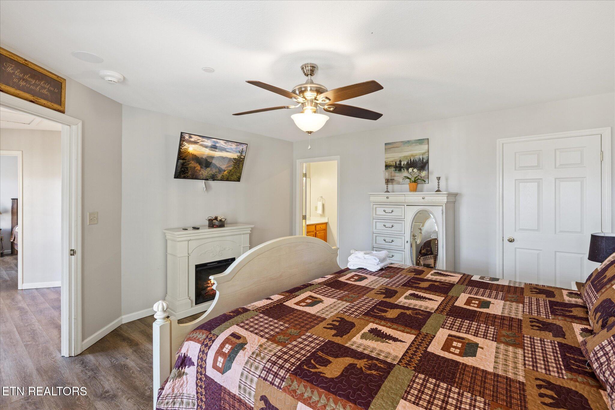 909 Black Wolf Way Gatlinburg TN 37738