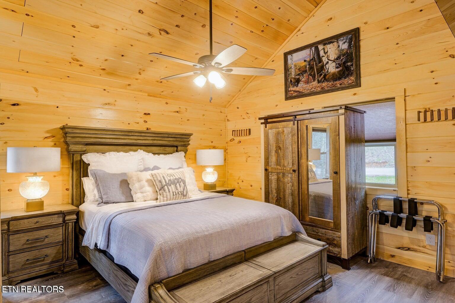 1614 Lake Drive Gatlinburg TN 37738
