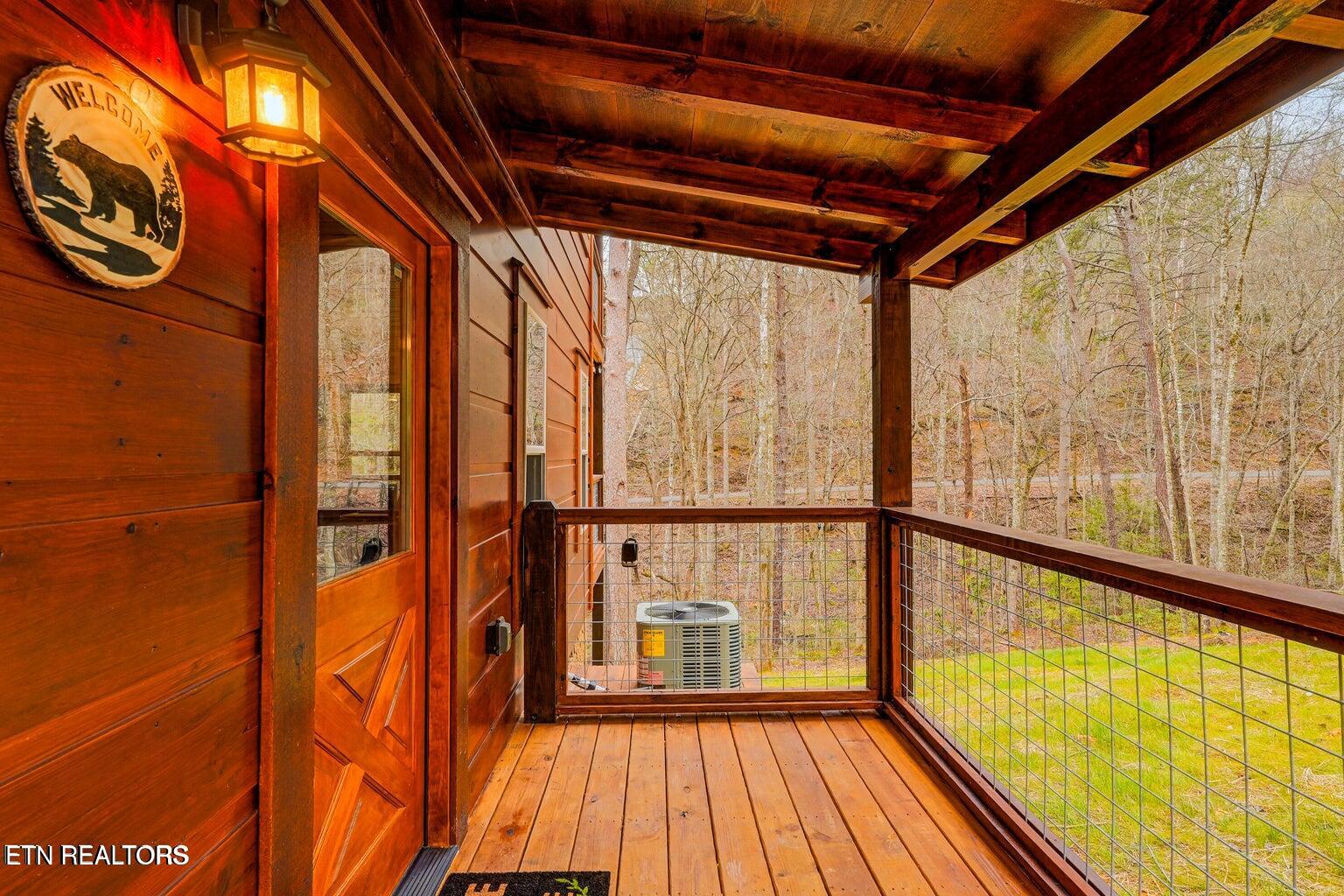 1614 Lake Drive Gatlinburg TN 37738