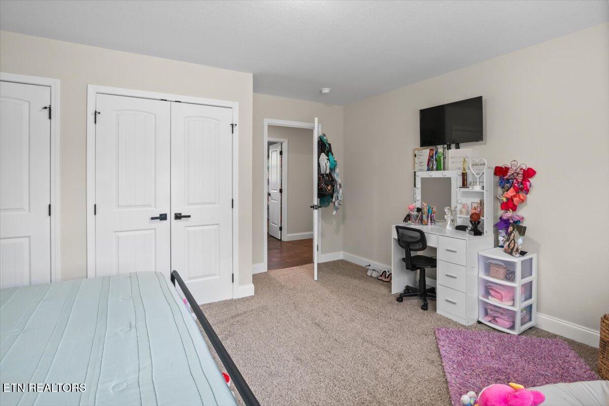 226 Hilldale Lane Lafollette TN 37766