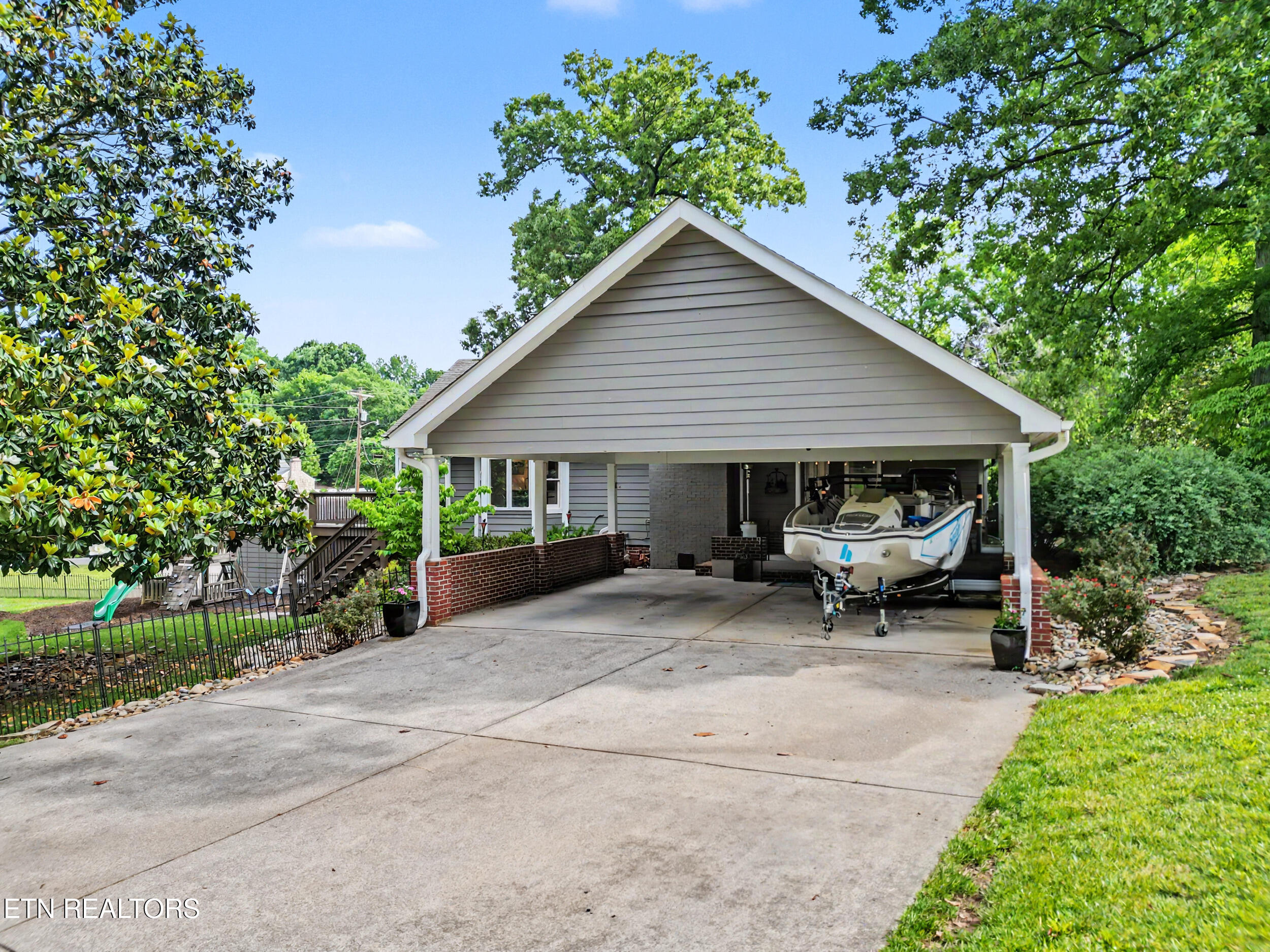 1501 S Court Street Maryville TN 37803