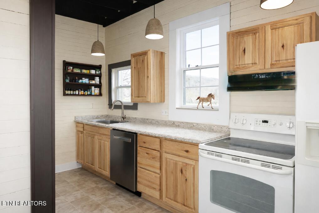 416 W Wheeler Street Rockwood TN 37854