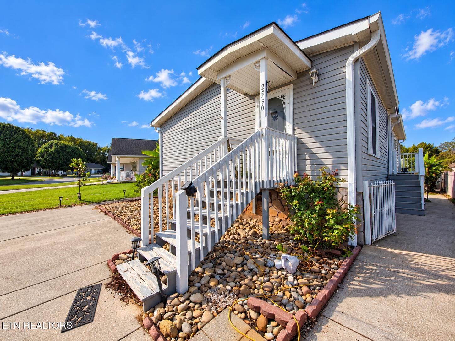 2530 Sportsmans Way Sevierville TN 37876