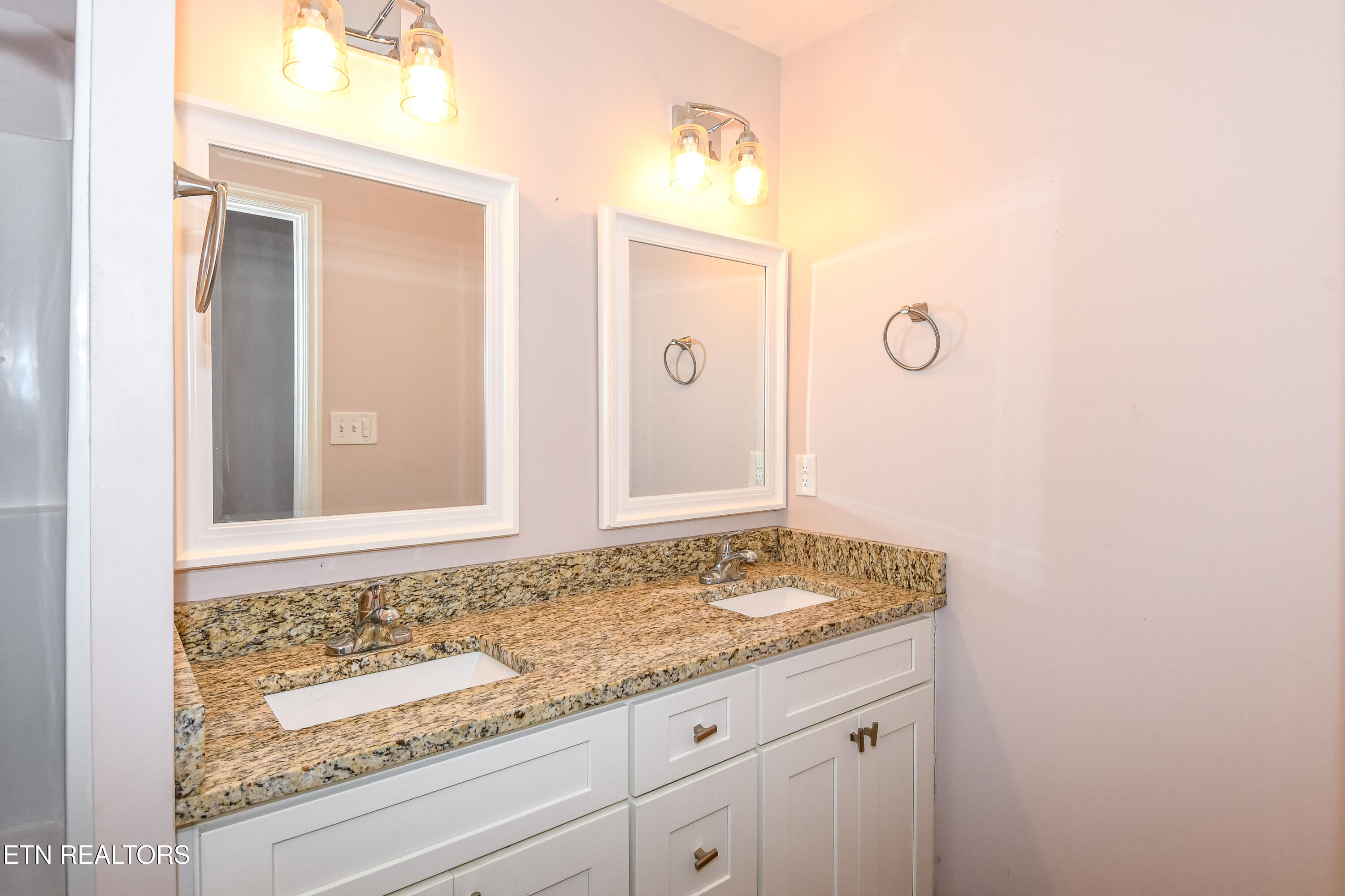 617 Patterson Road Walland TN 37886
