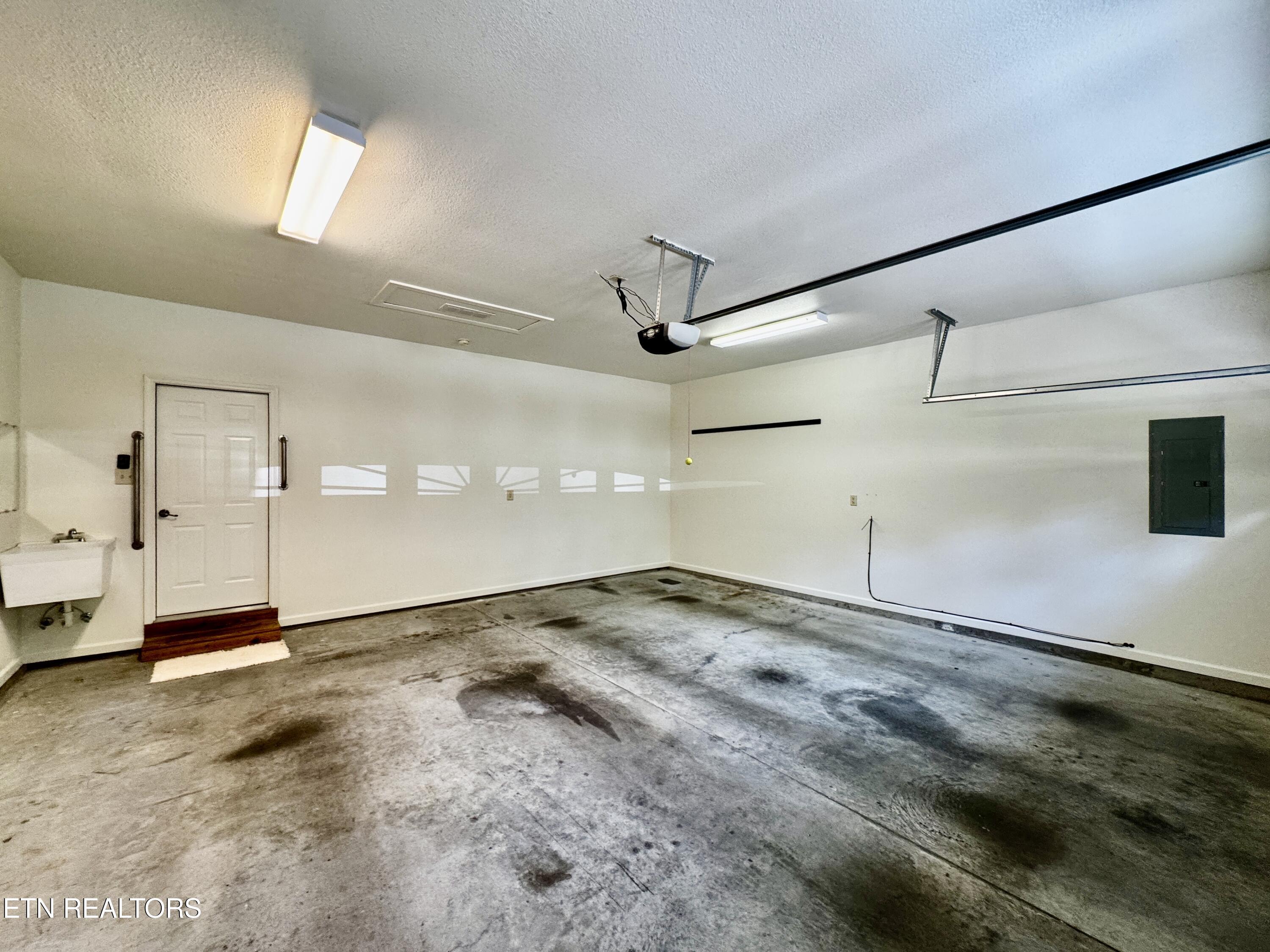 232 Mialaquo Circle Loudon TN 37774