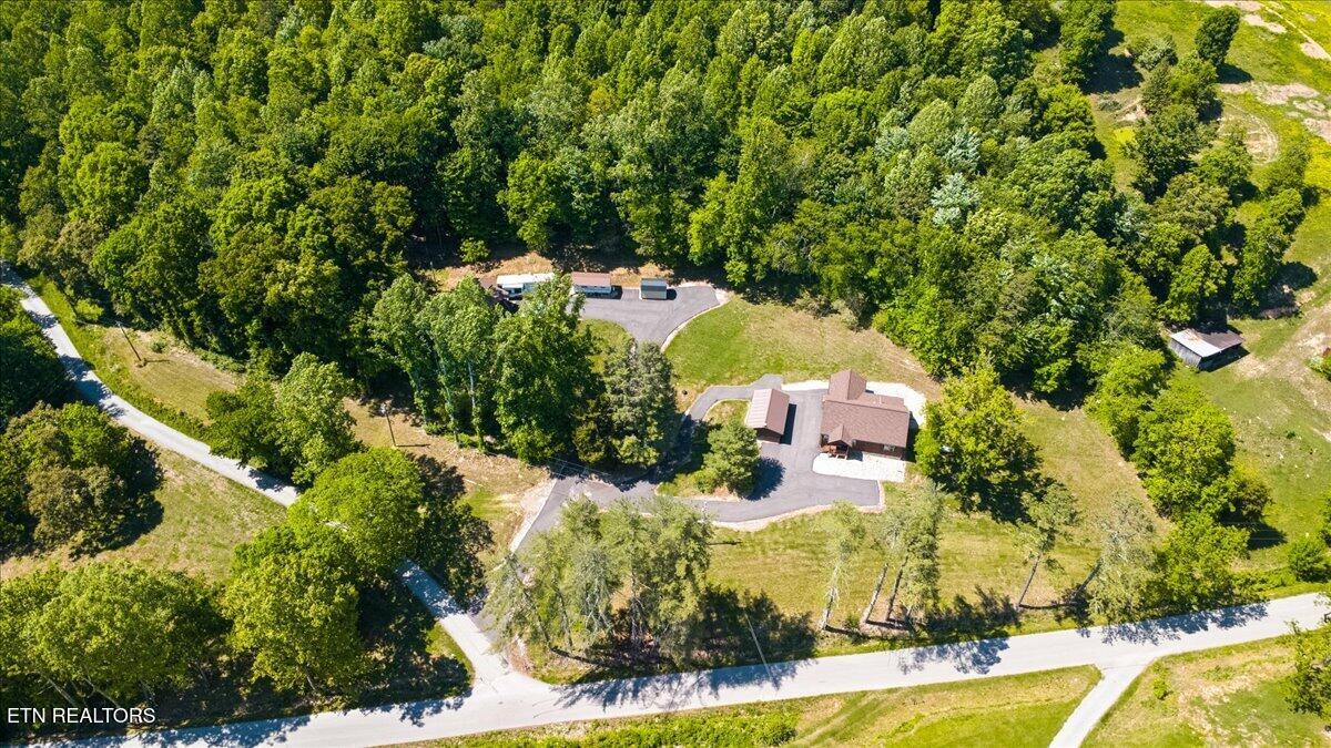 542 Whitman Hollow Road Lafollette TN 37766
