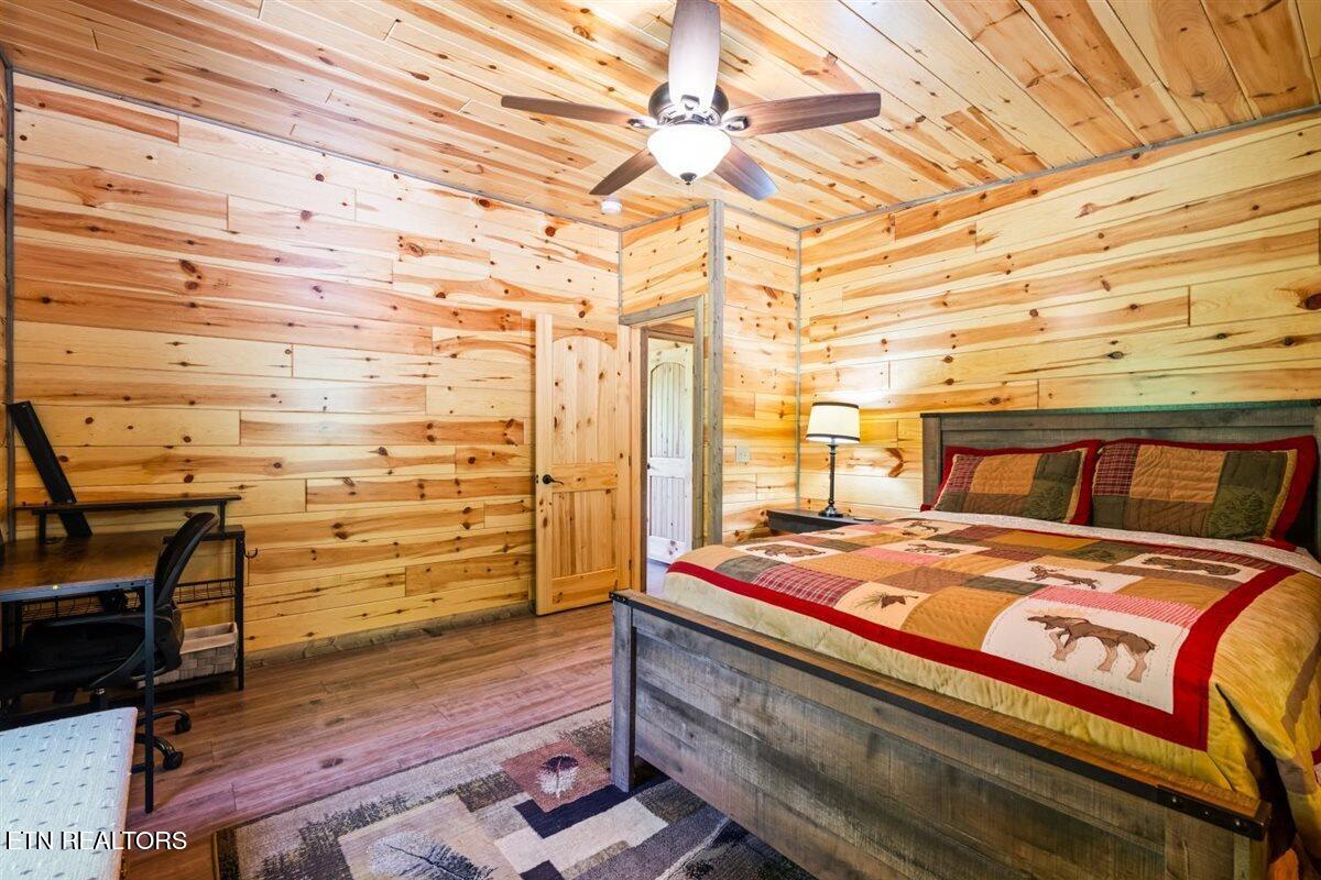 542 Whitman Hollow Road Lafollette TN 37766