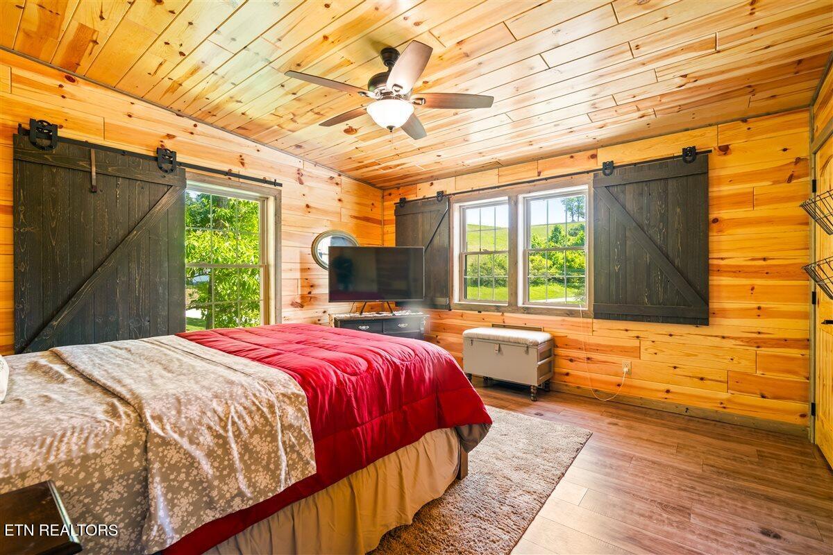 542 Whitman Hollow Road Lafollette TN 37766