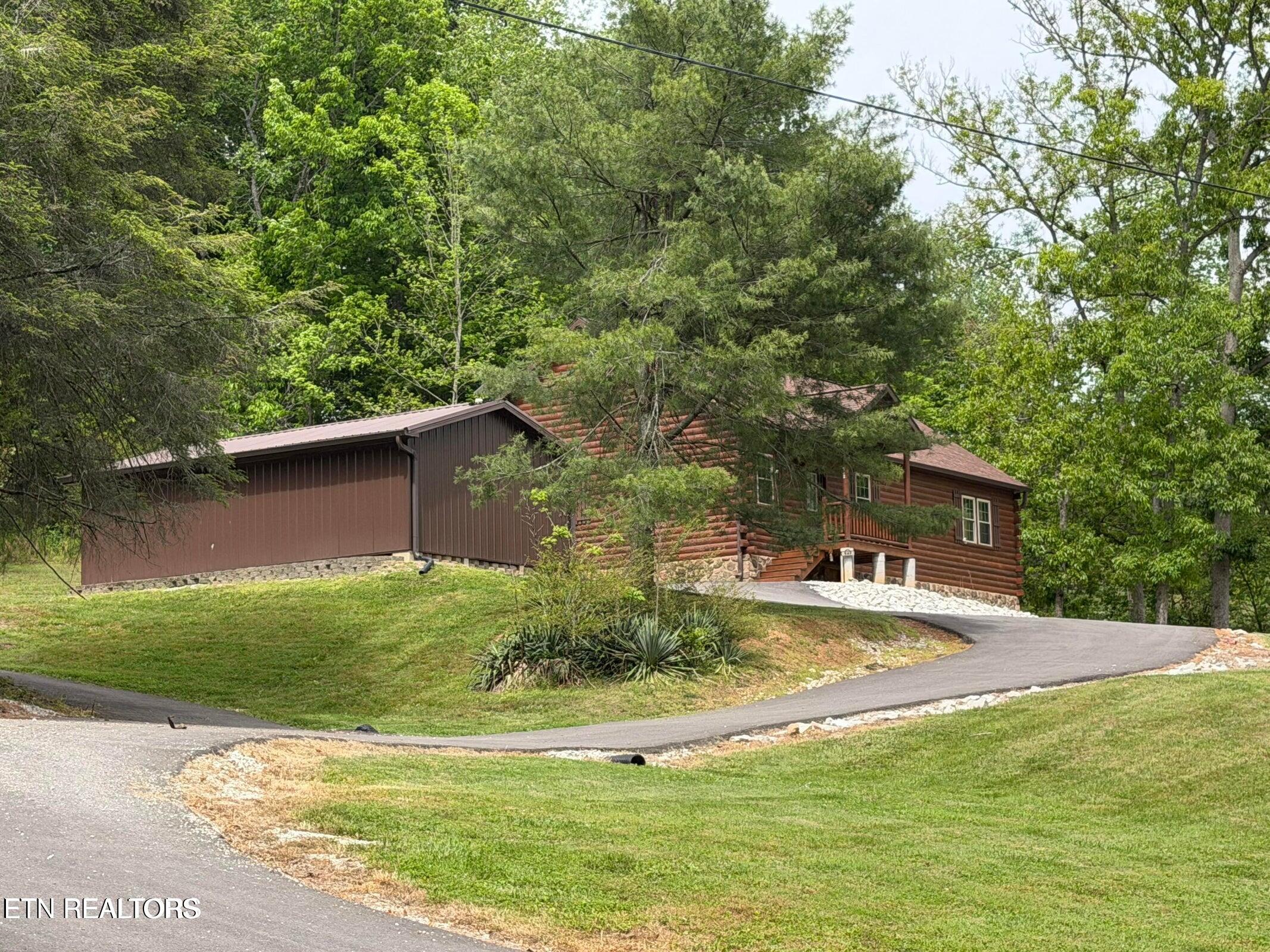 542 Whitman Hollow Road Lafollette TN 37766