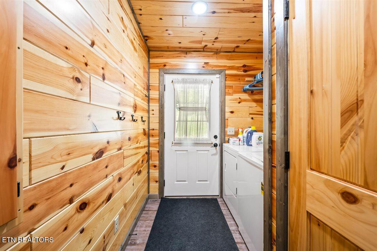 542 Whitman Hollow Road Lafollette TN 37766