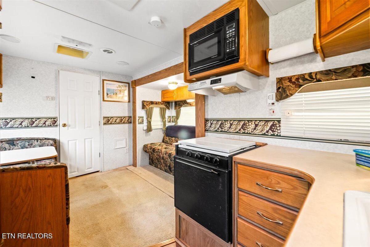 542 Whitman Hollow Road Lafollette TN 37766
