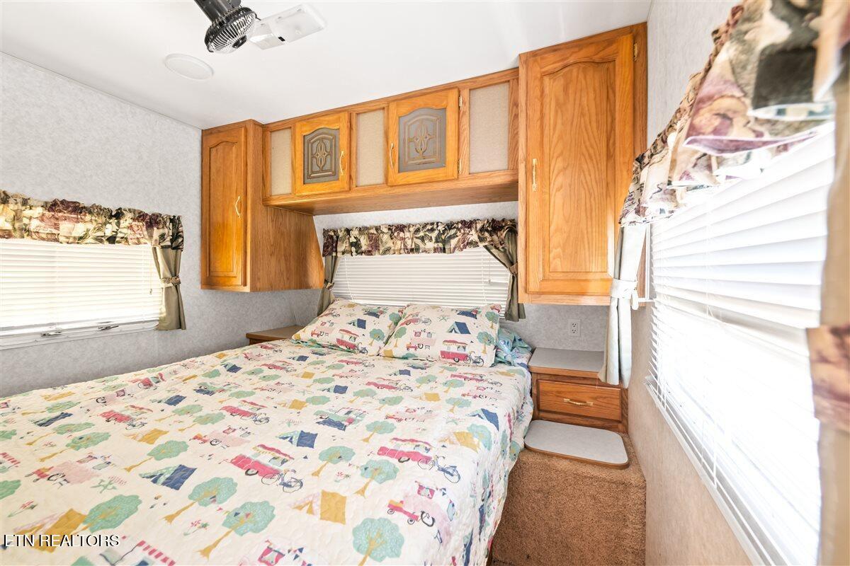 542 Whitman Hollow Road Lafollette TN 37766