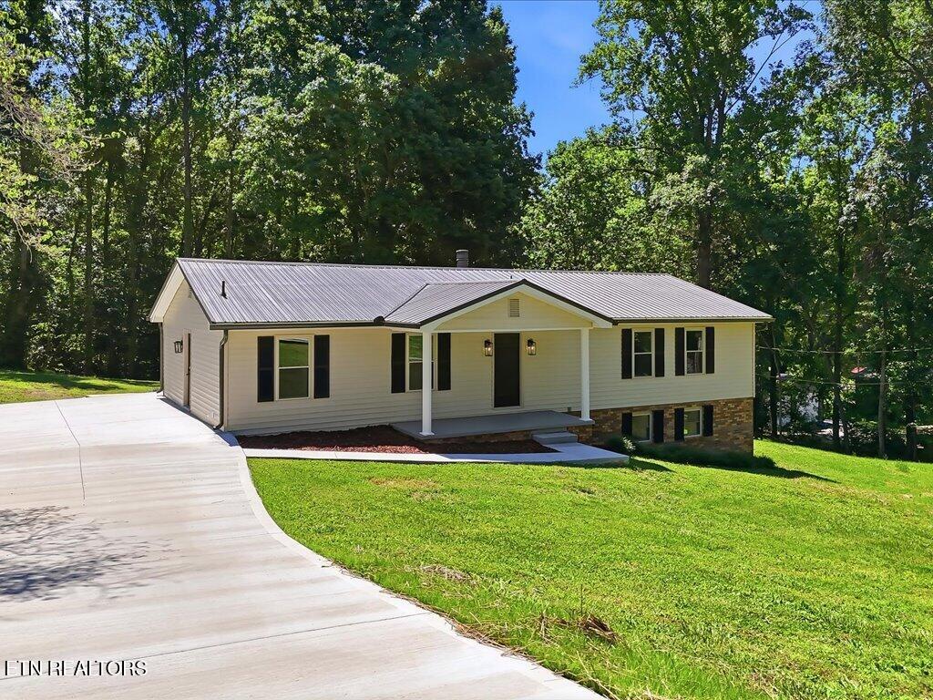1514 Pleasant View Drive Talbott TN 37877