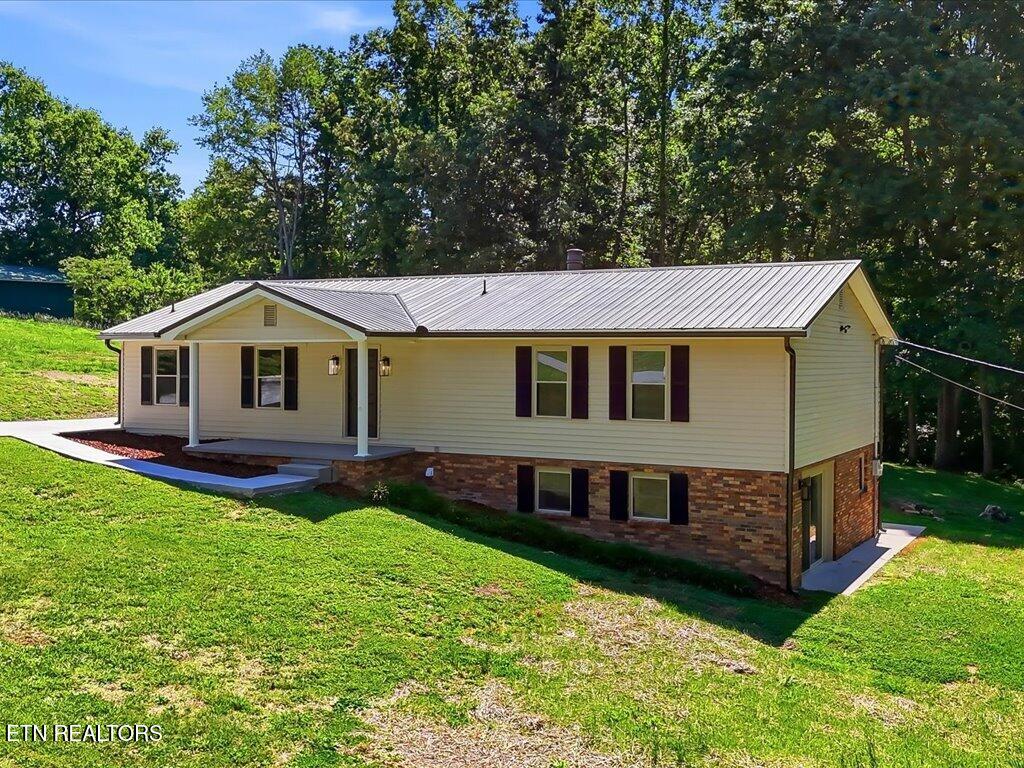 1514 Pleasant View Drive Talbott TN 37877
