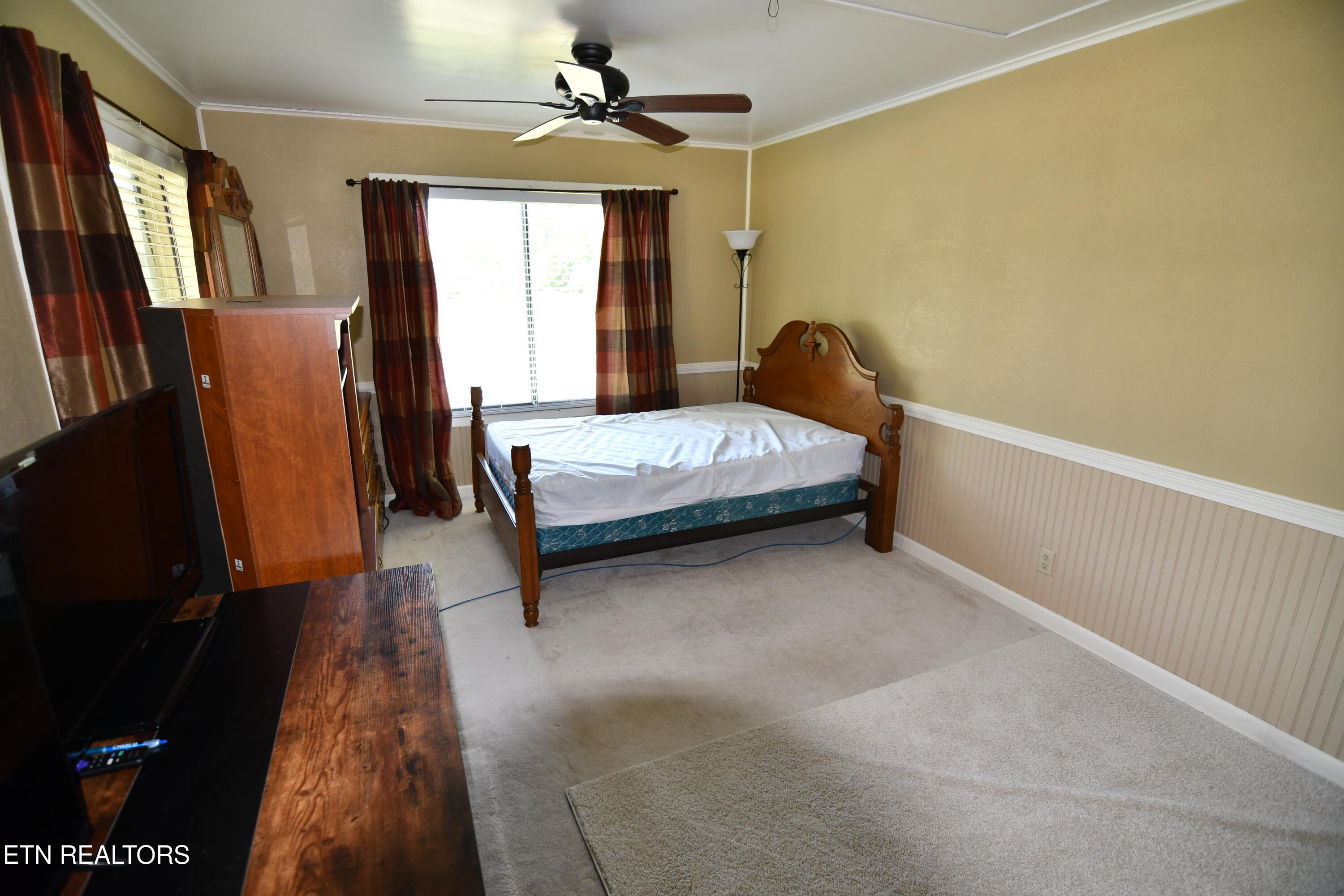 4304 Little Creek Way Cosby TN 37722